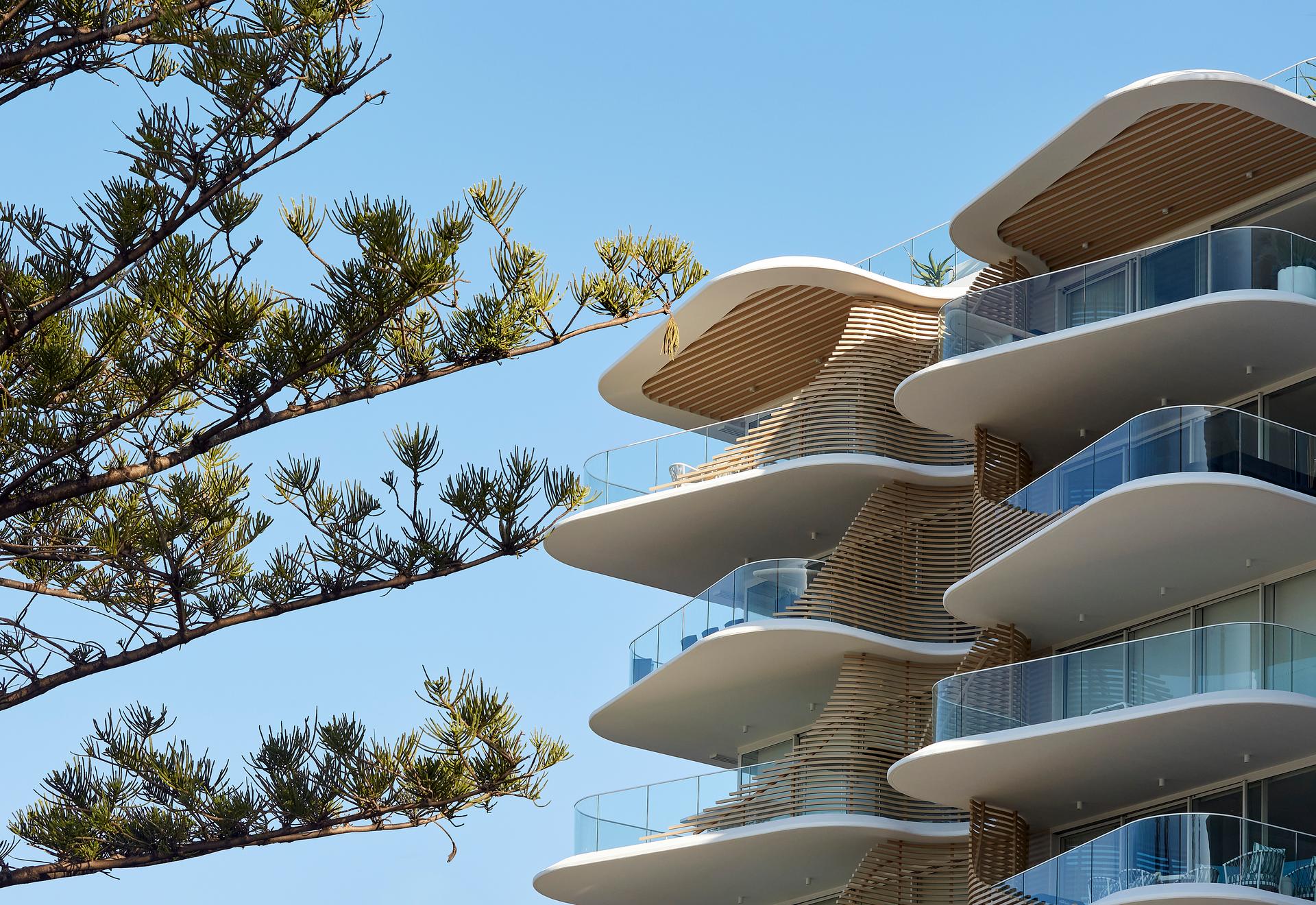 Norfolk, Burleigh Heads - image 5