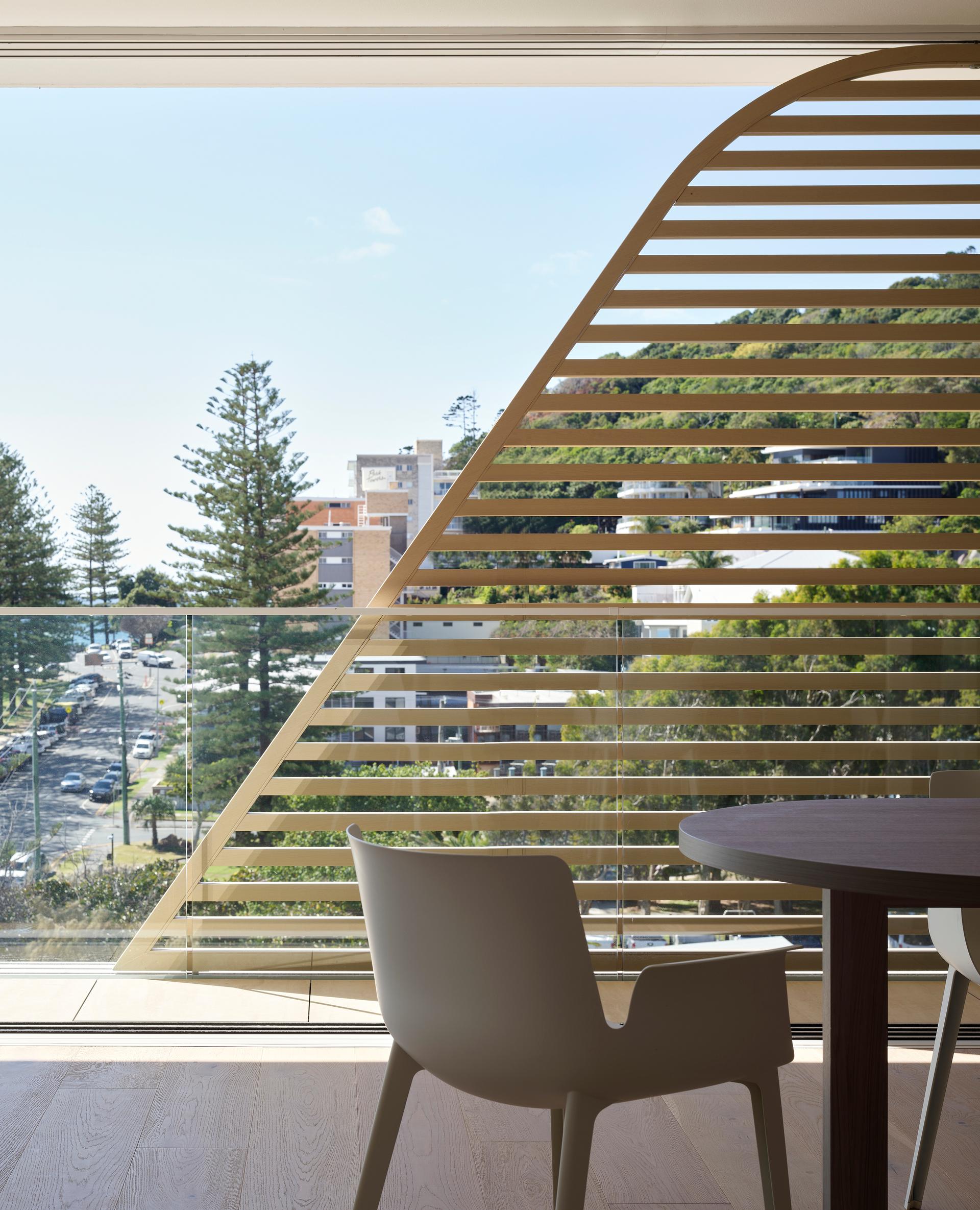 Norfolk, Burleigh Heads - image 12