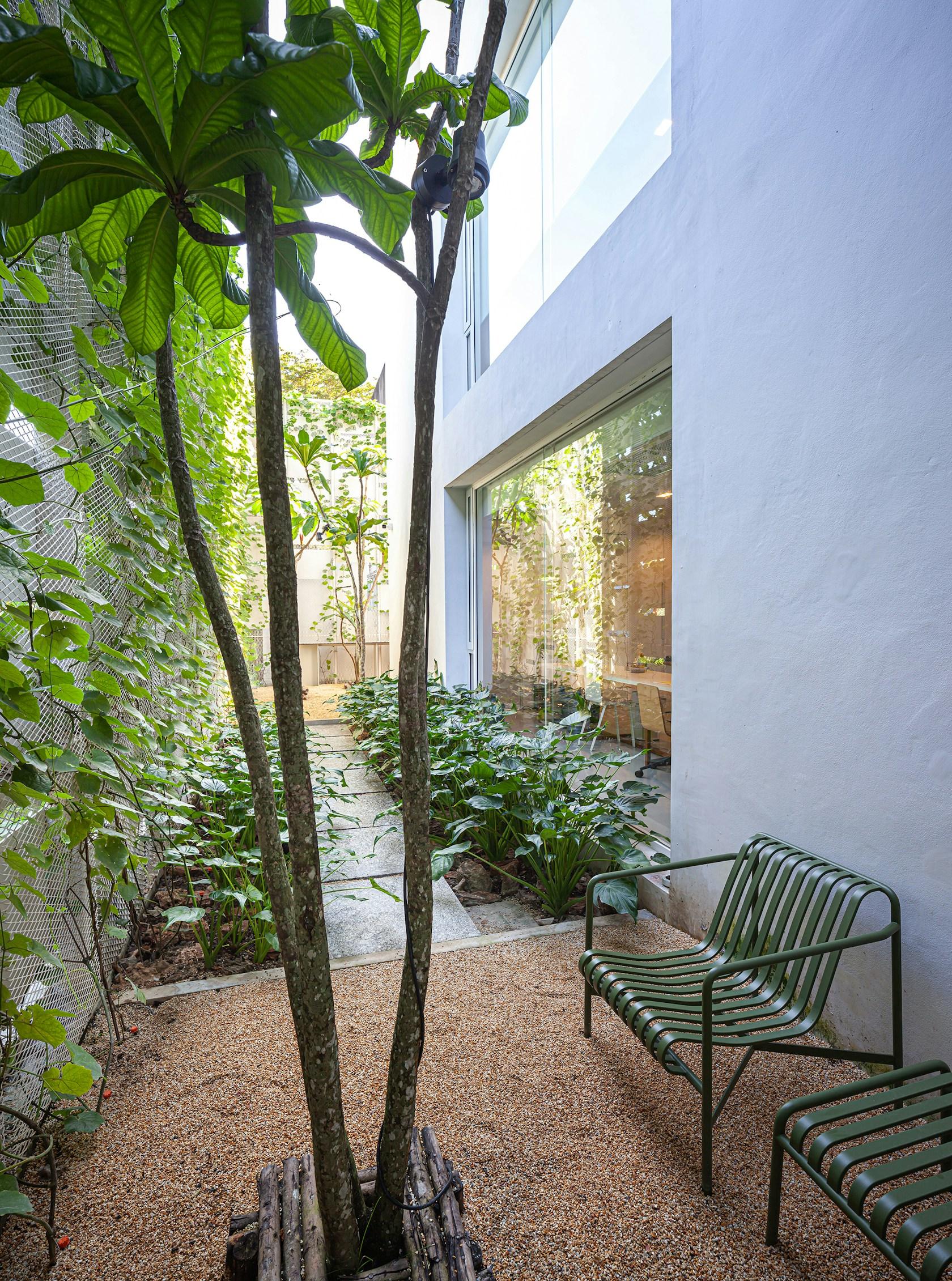 T.R.O.P Office - image 8