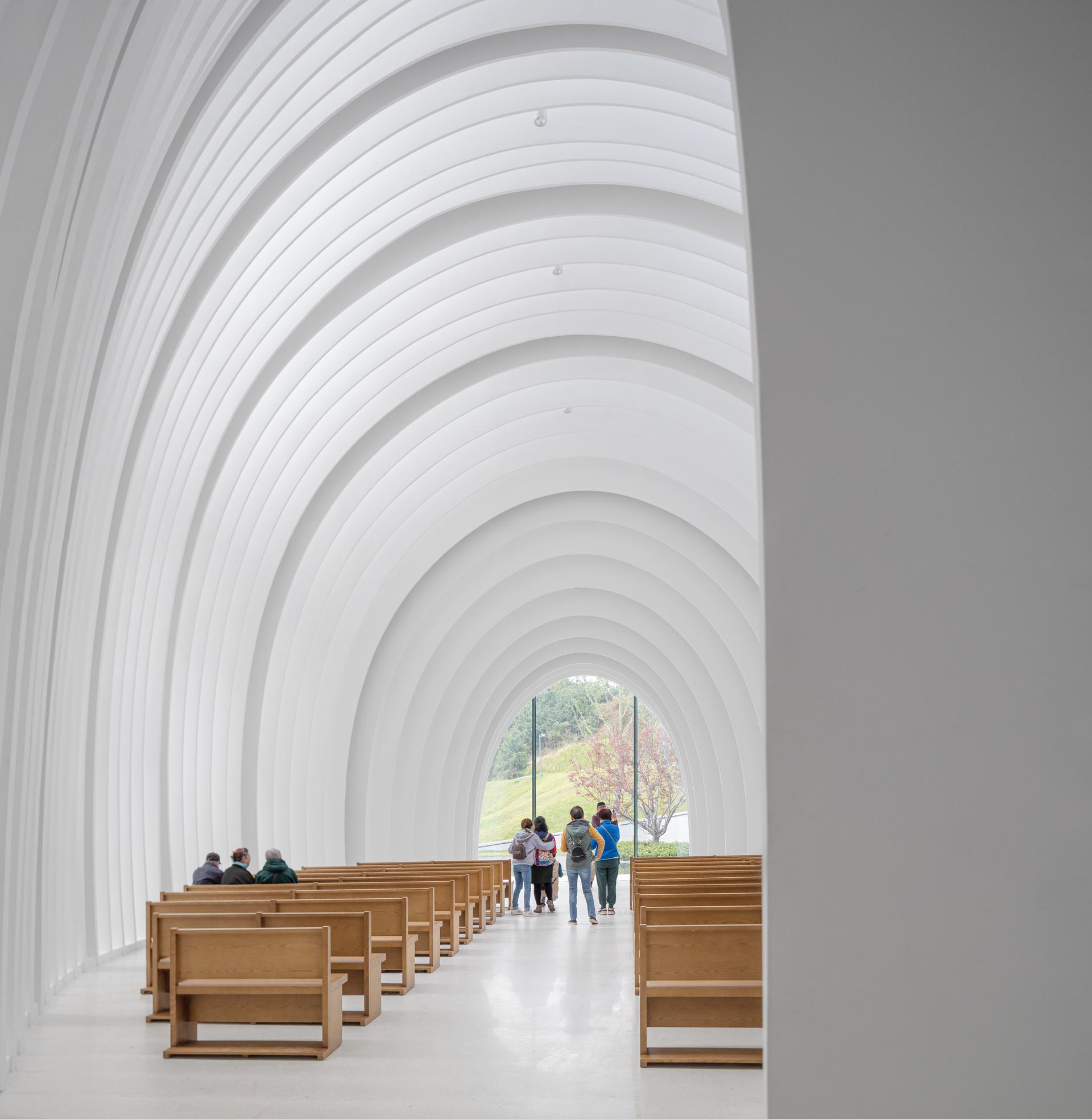 The Chamber Church - image 6