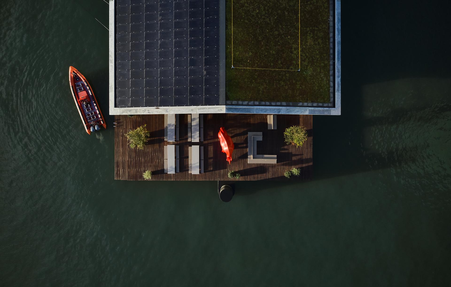 Floating Office Rotterdam (FOR)