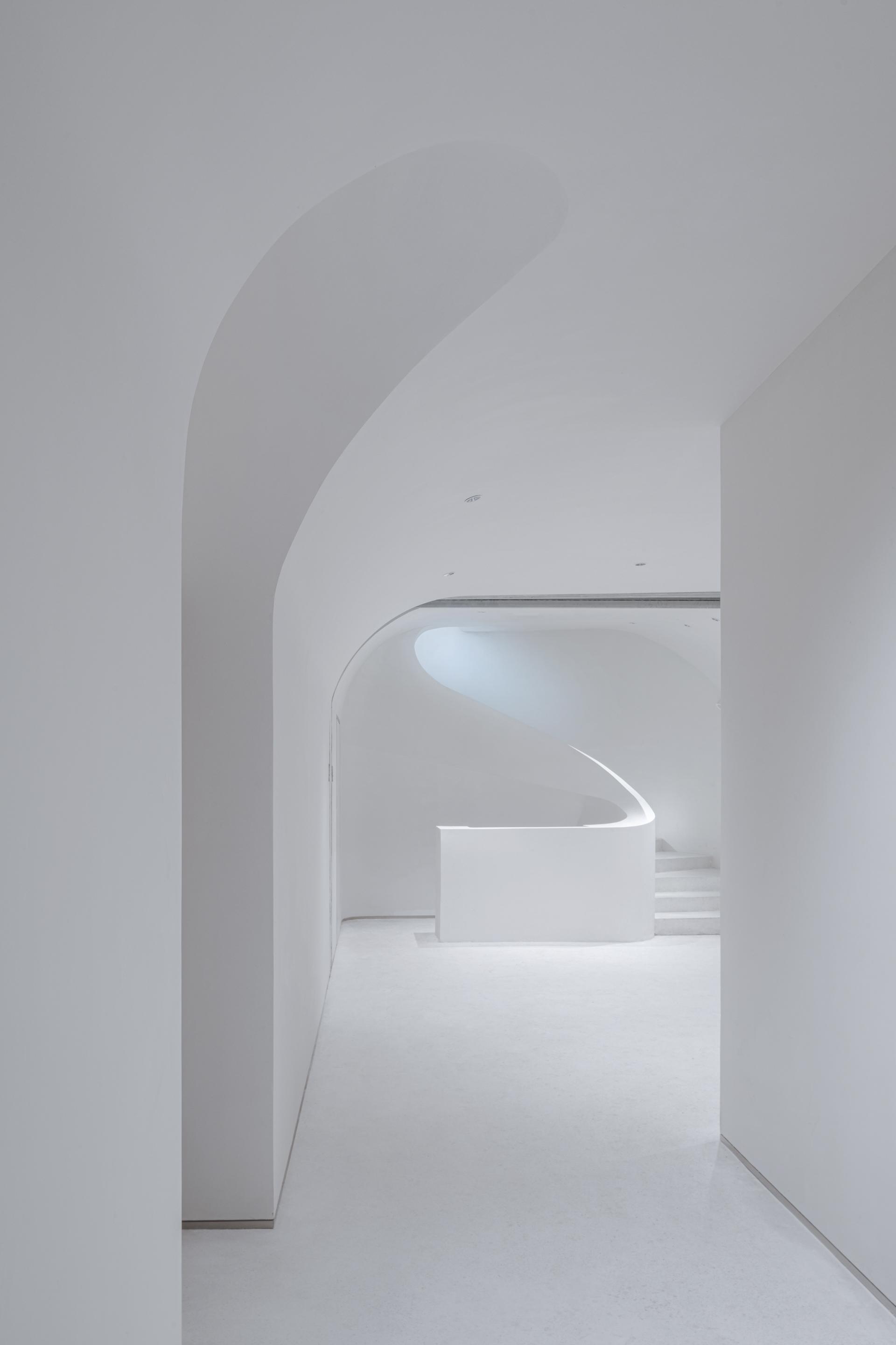 The Chamber Church - image 8