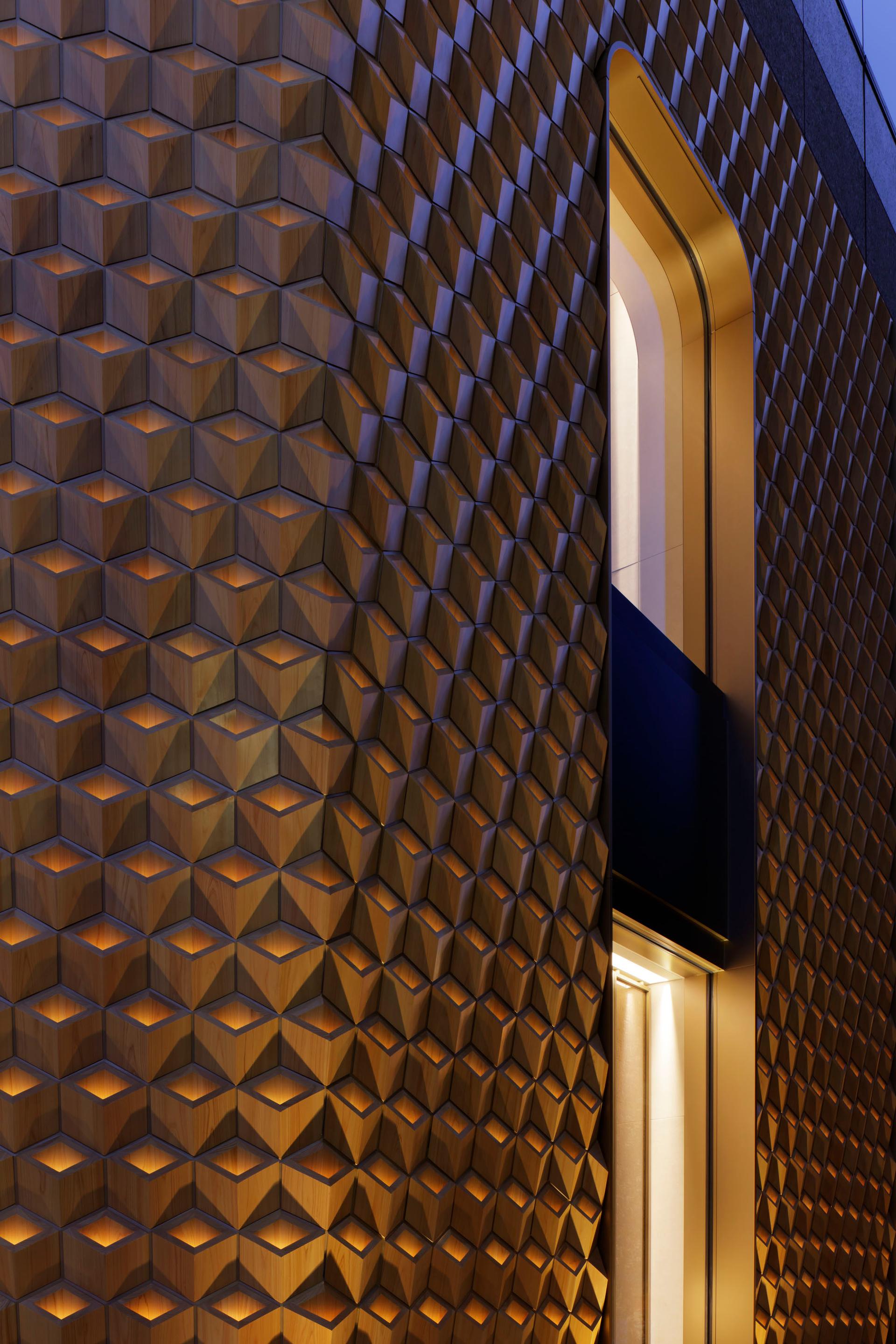 Cartier Shinsaibashi Boutique - image 17