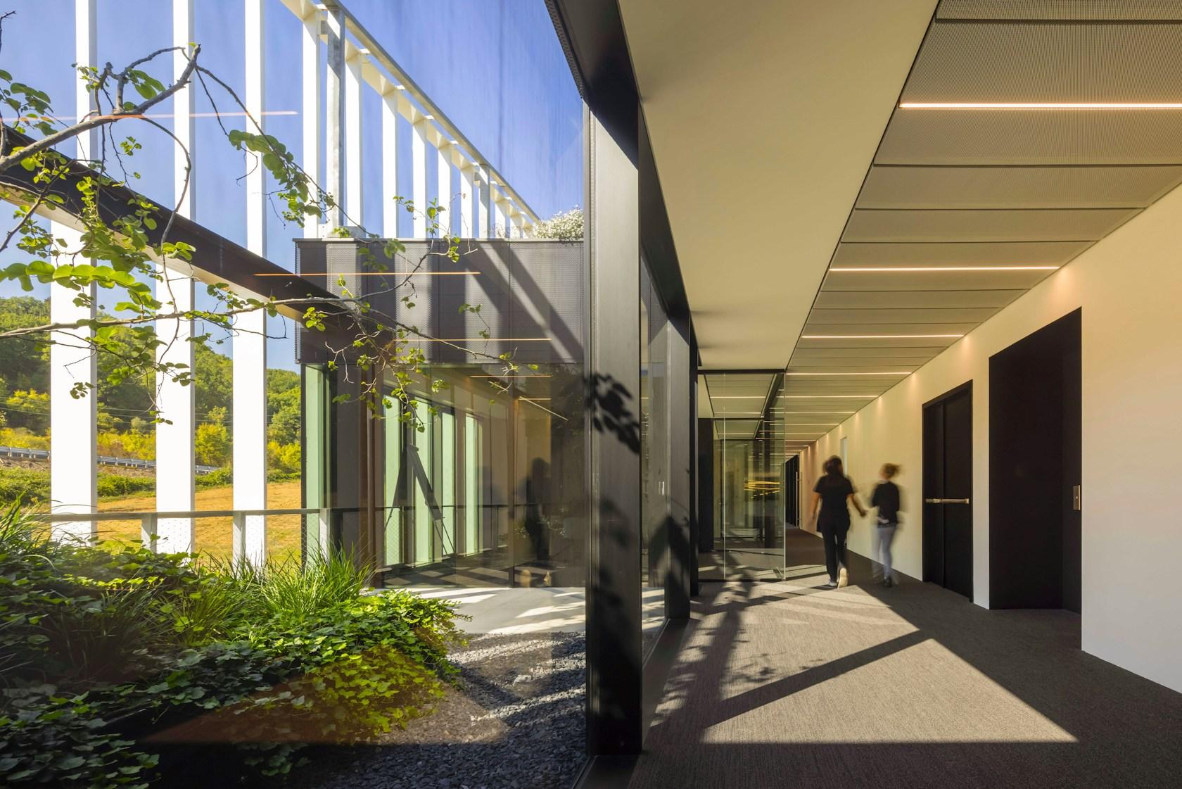 Furla Headquarters & Production Complex - image 13