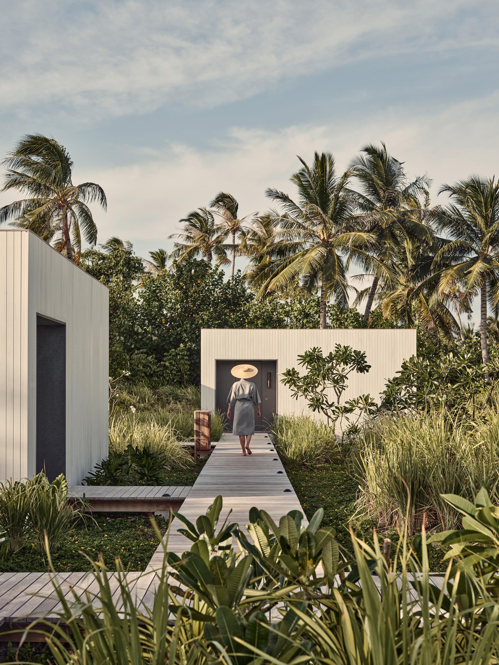 Patina Maldives Hotel - image 8