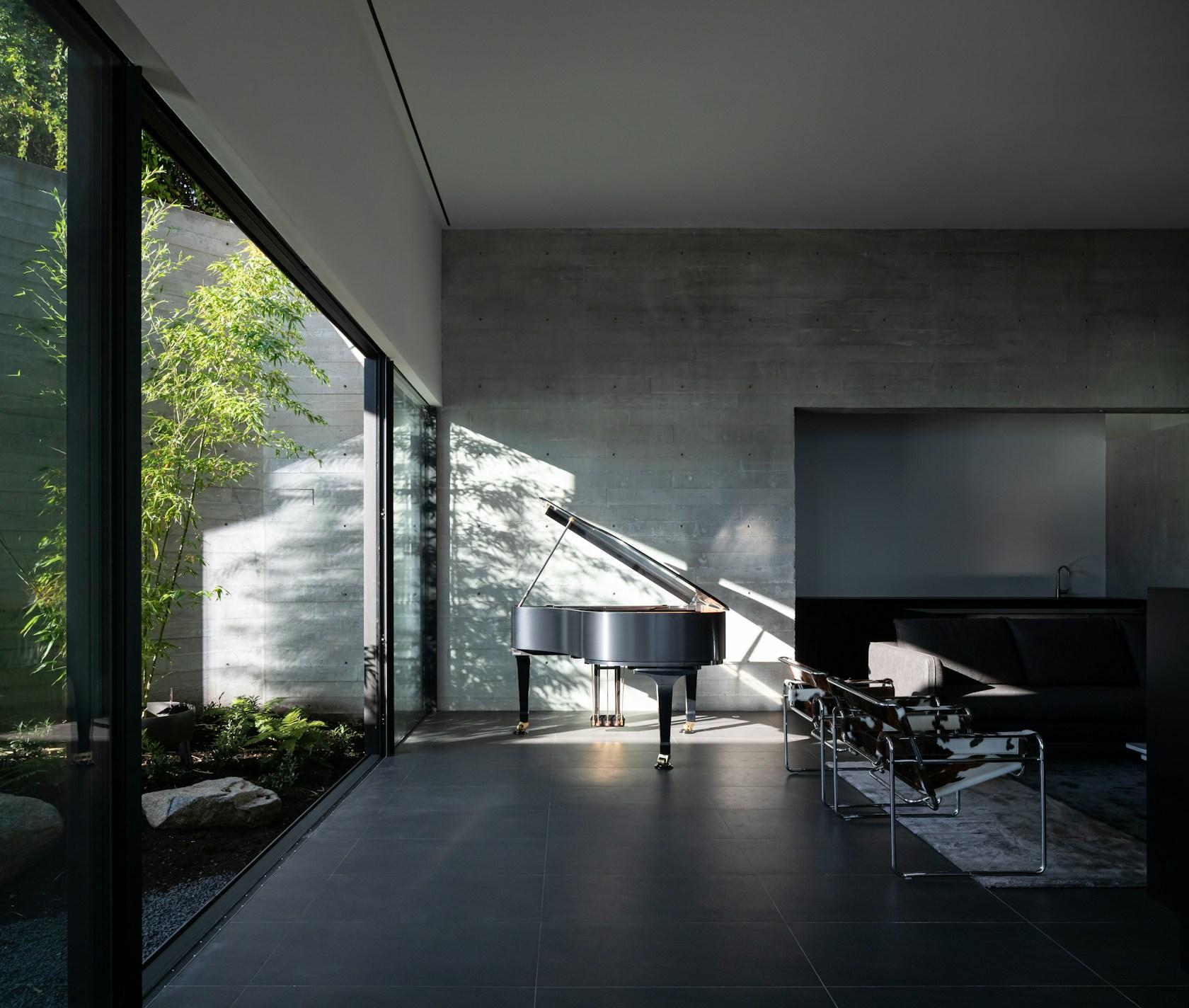 BlackCliff House - image 17