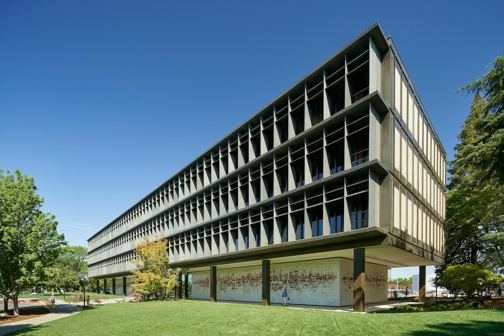 SMUD Headquarters Rehabilitation - image 10