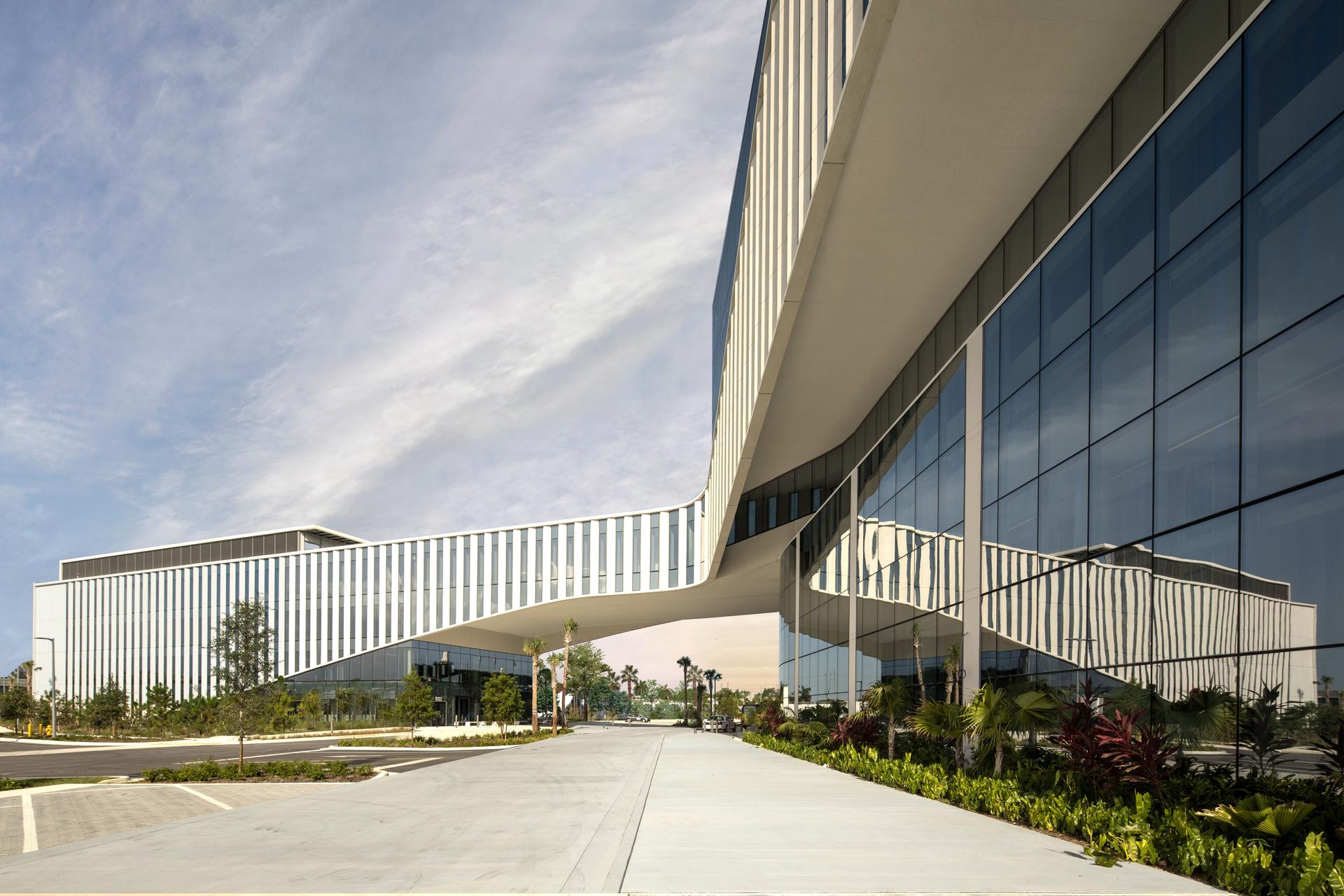 Jackson West Medical Center Doral Campus - image 8