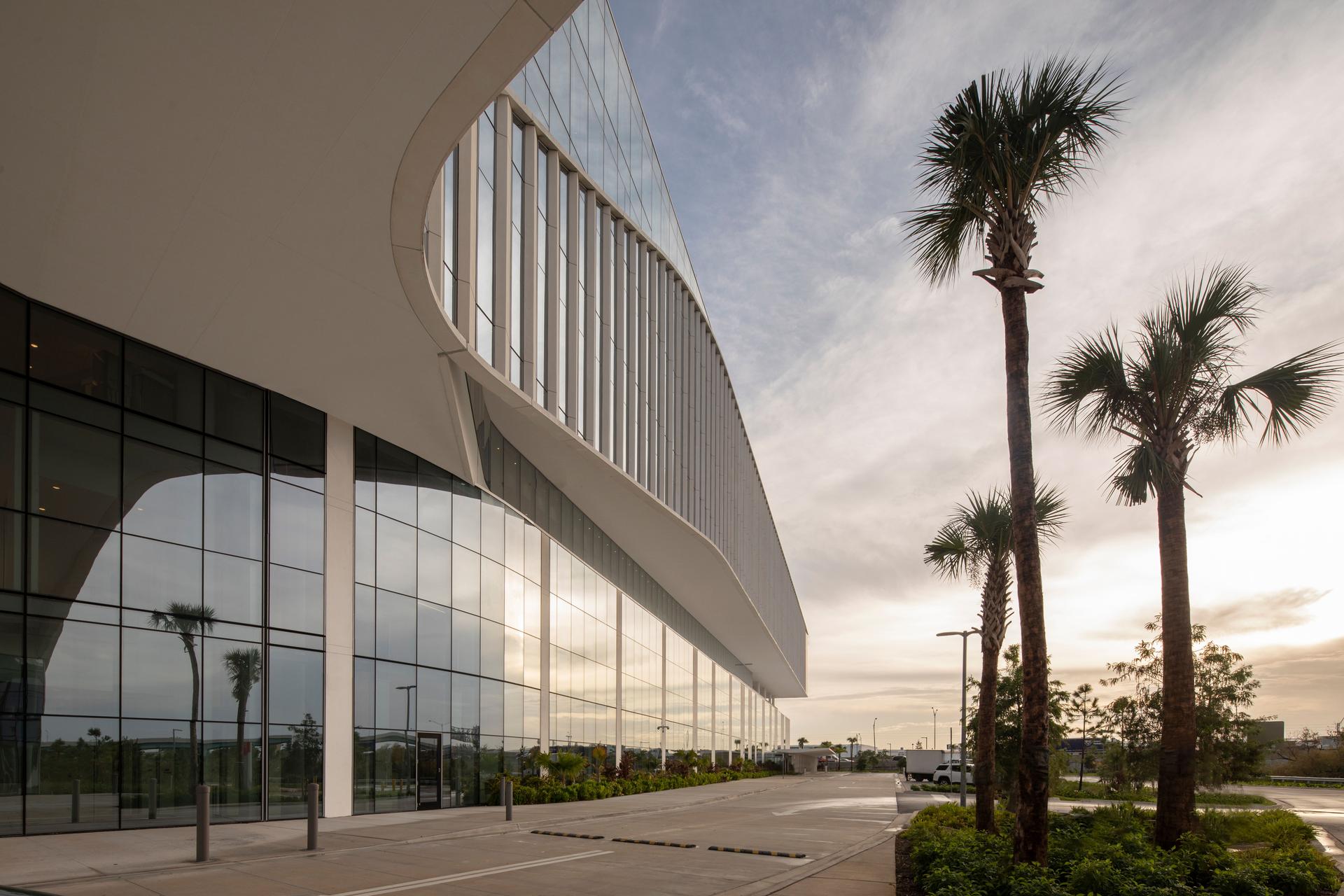 Jackson West Medical Center Doral Campus - image 12