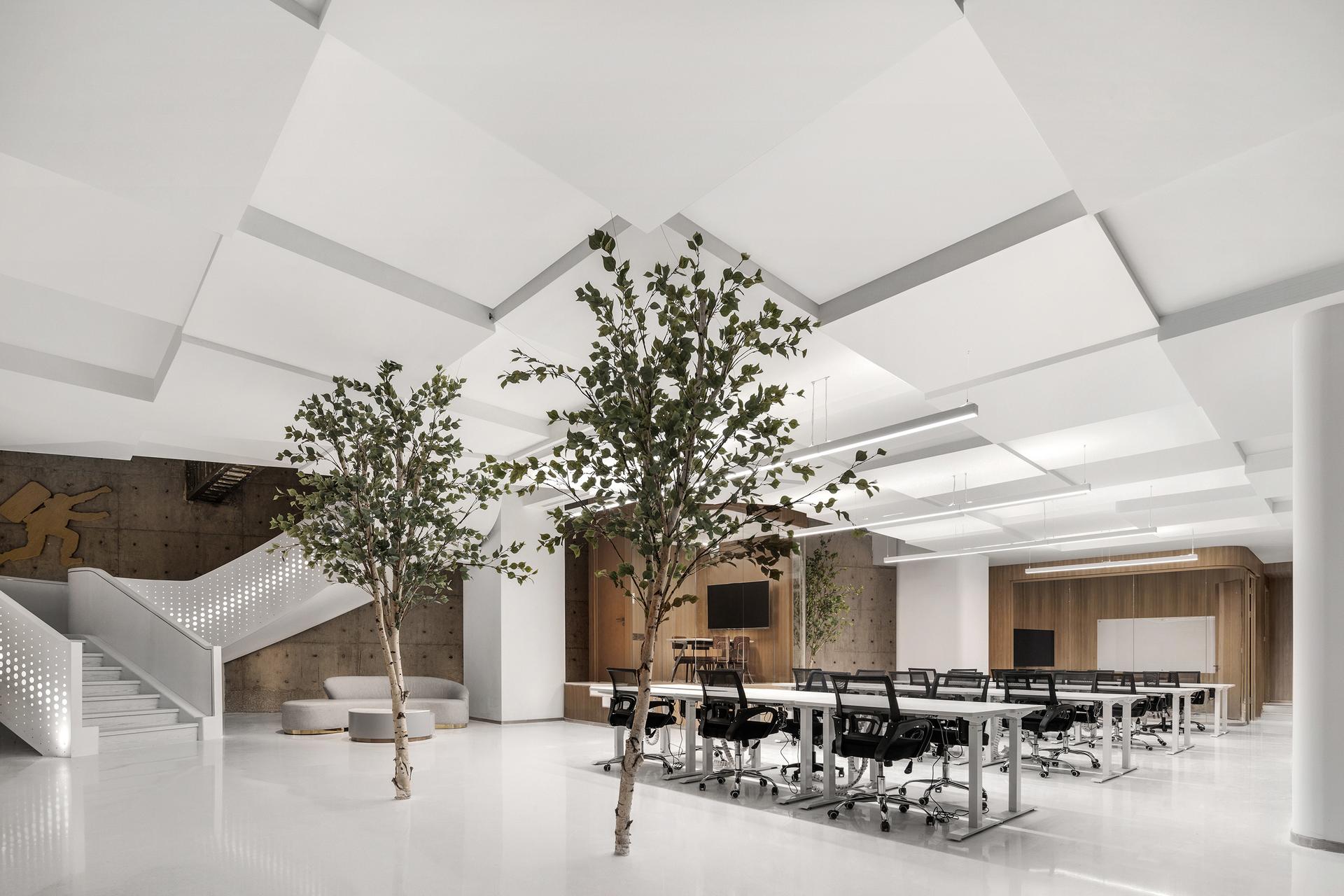 Fintech Office - image 7