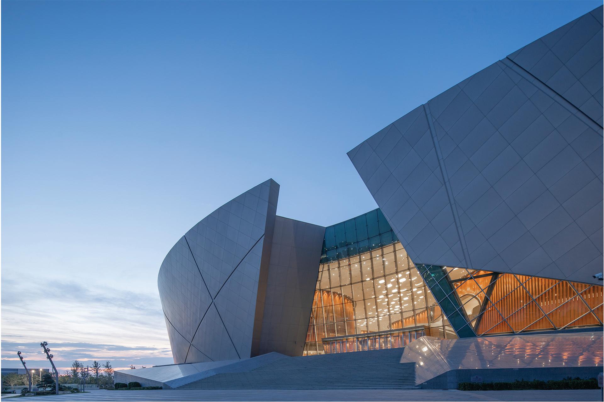 Zhengzhou Grand Theater - image 9
