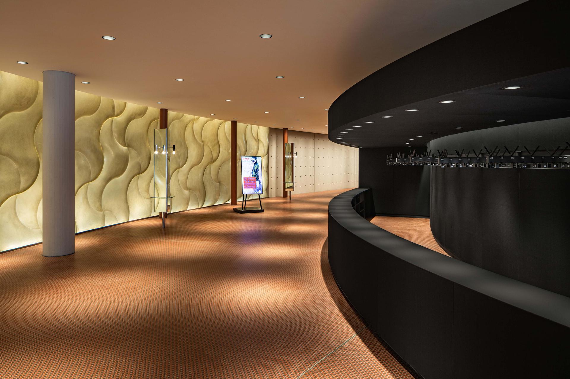 Düsseldorfer Schauspielhaus - image 7