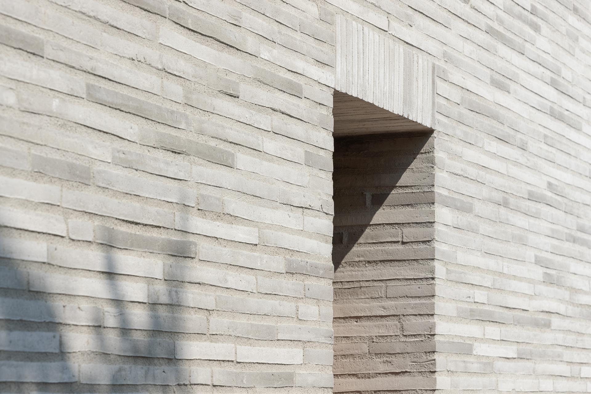 Quay wall house - image 8