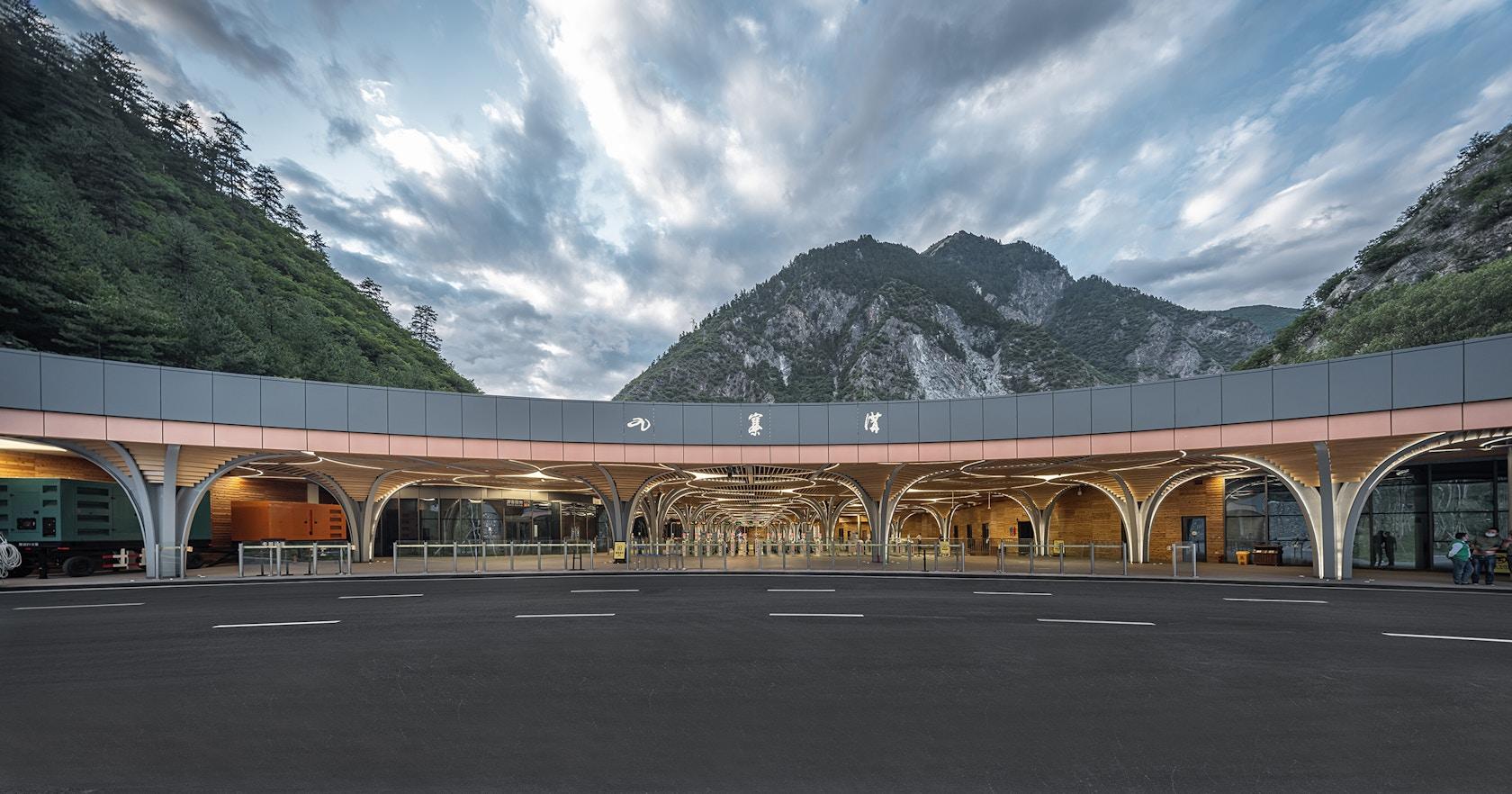 Jiuzhaigou Visitor Service Facilities - image 17