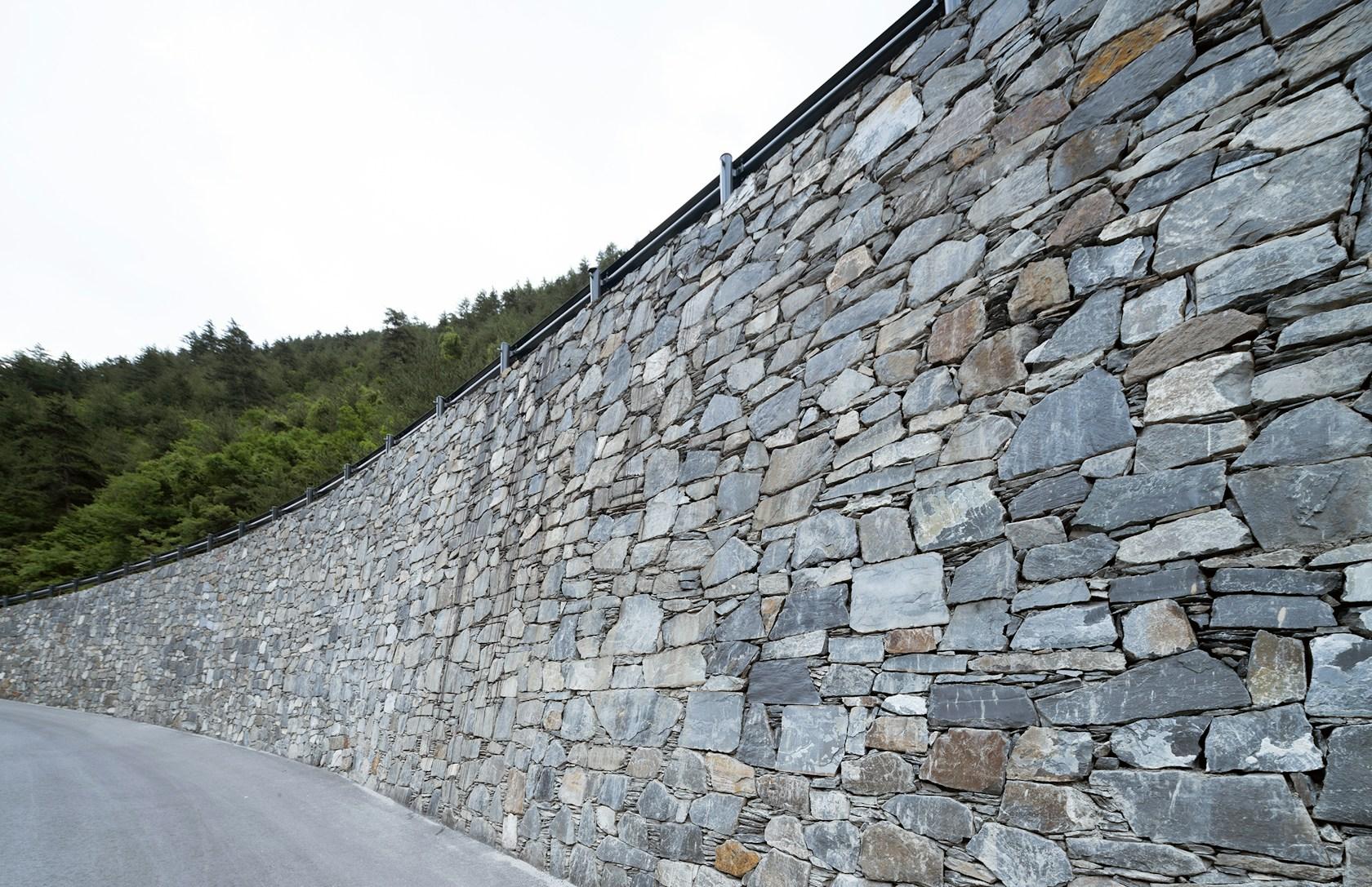 Jiuzhaigou Visitor Service Facilities - image 18