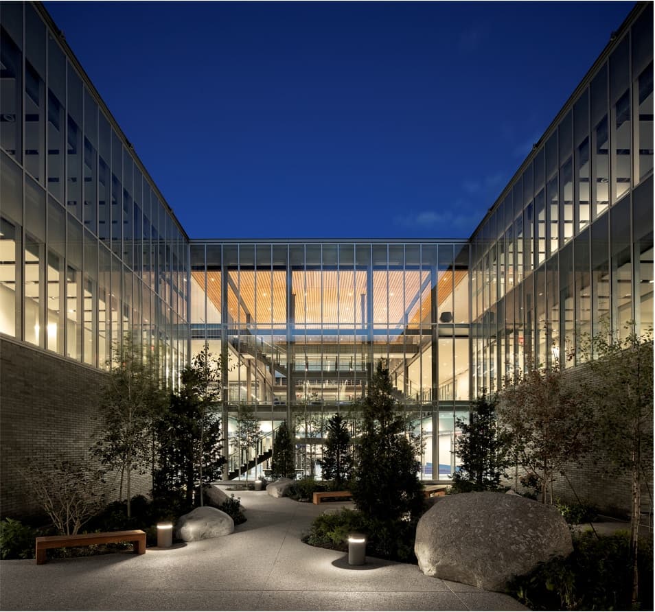 Harold Alfond Athletics and Recreation Center, Colby College - image 10