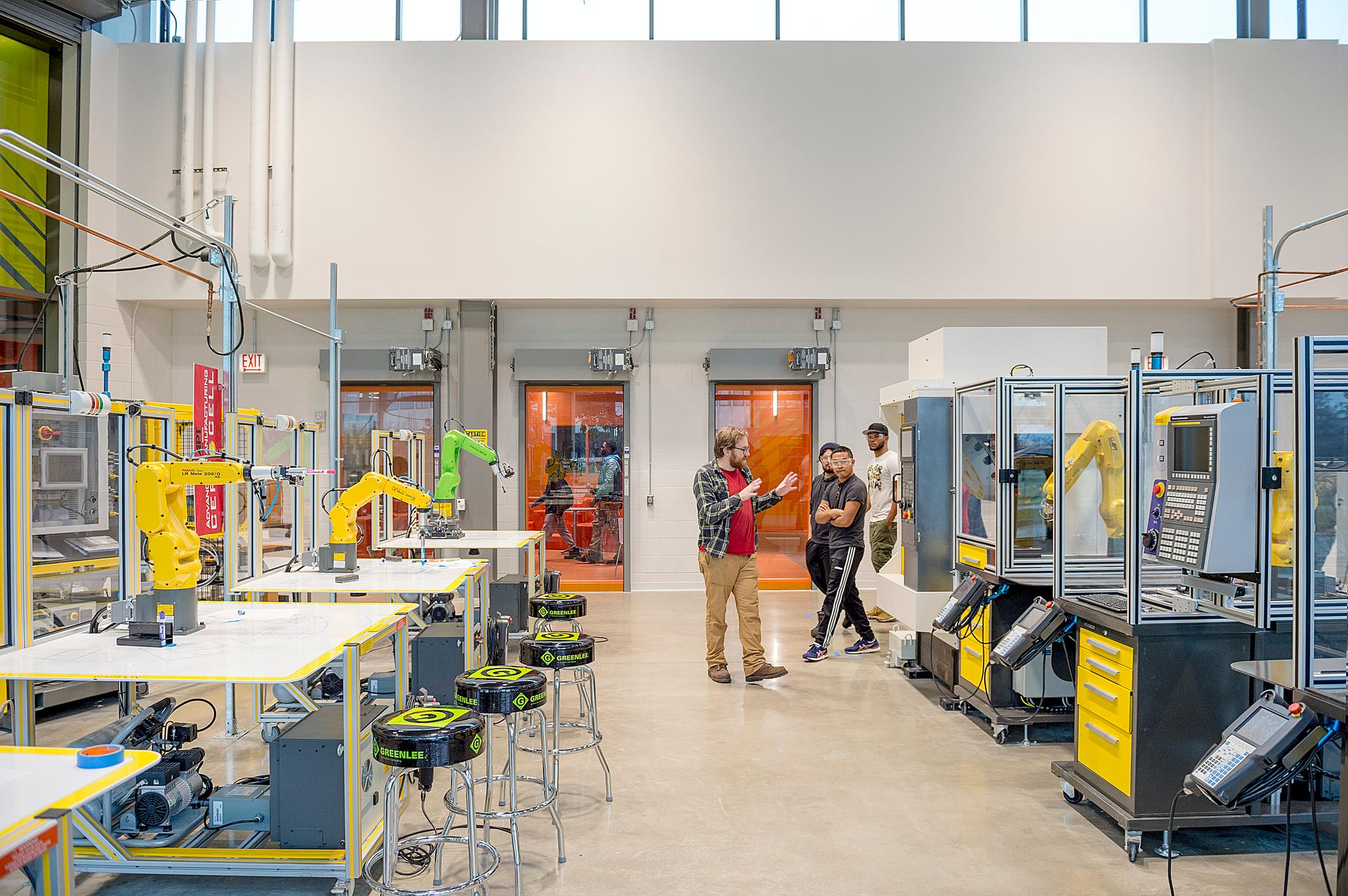 Daley College: Manufacturing, Technology and Engineering Center - image 4