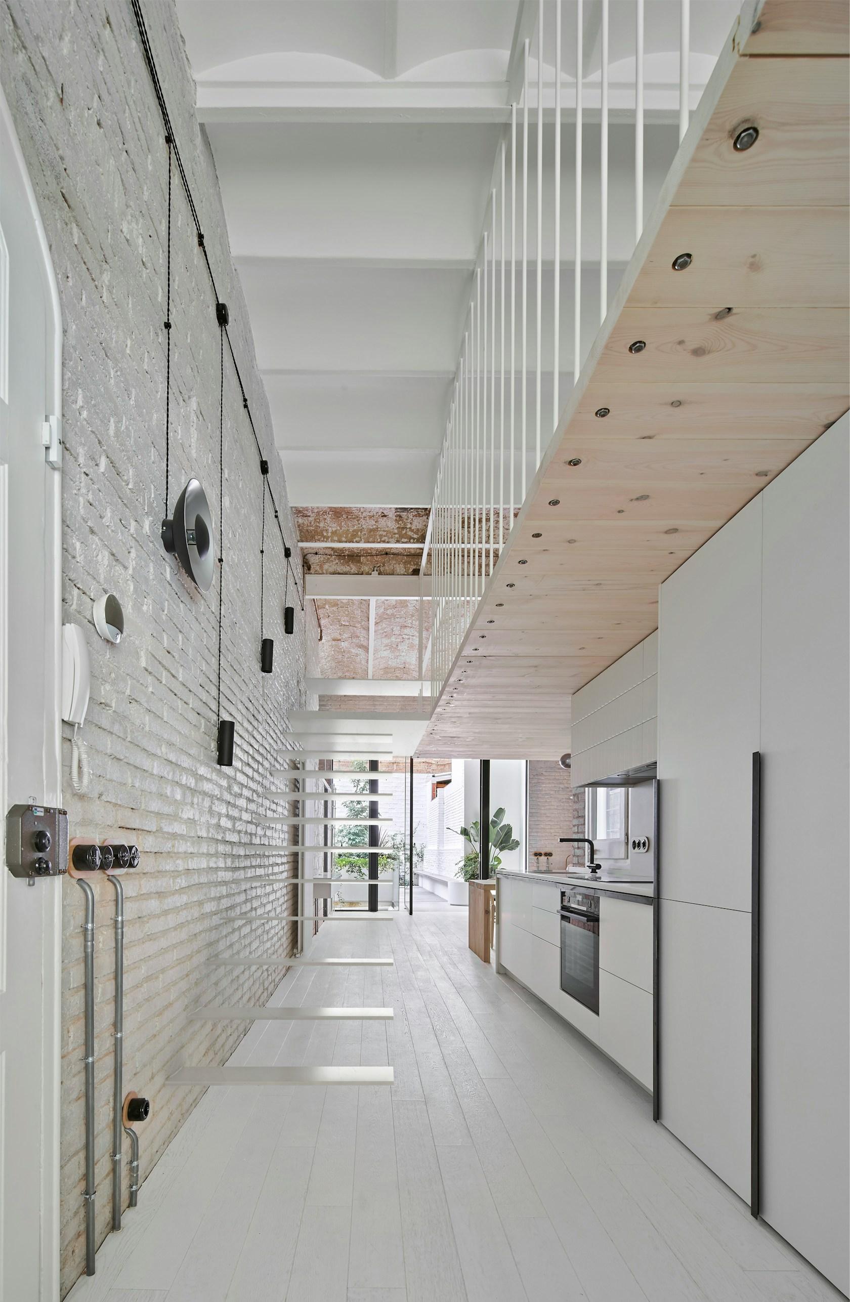 Nil Dos House - image 6
