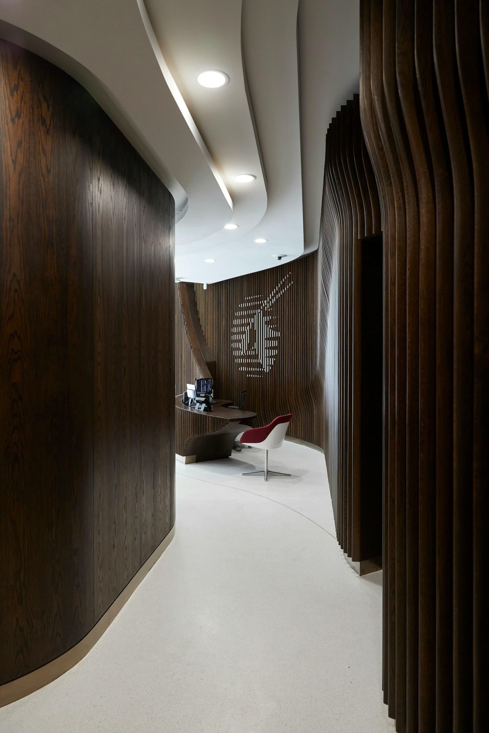 Qatar Airways London Headquarters - image 7