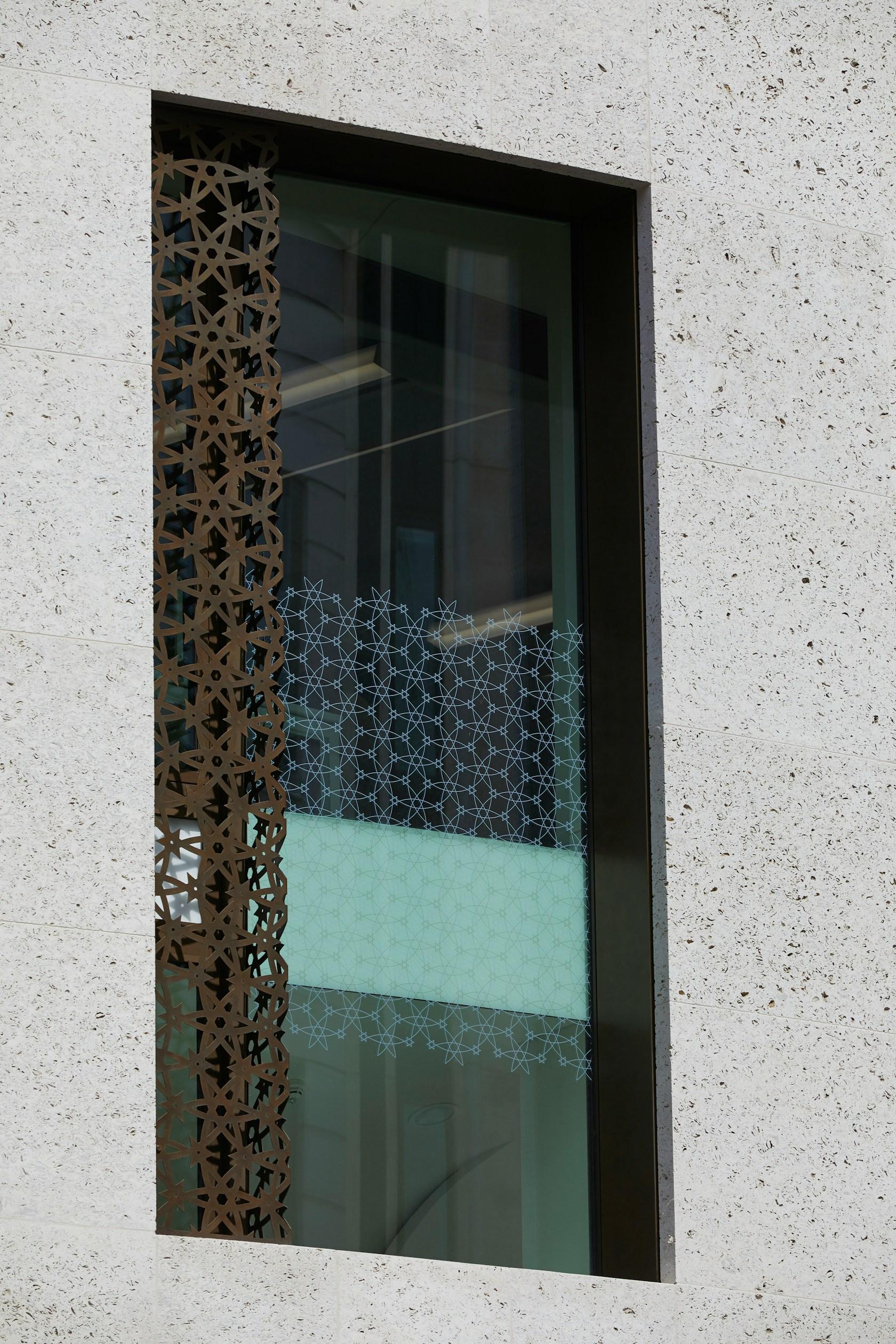 Qatar Airways London Headquarters - image 4