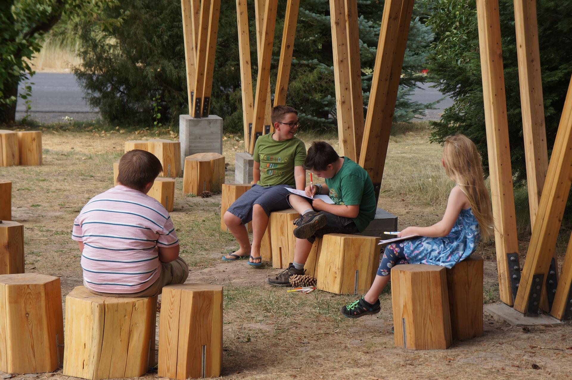 AB McDonald Elementary Outdoor Classroom - image 15