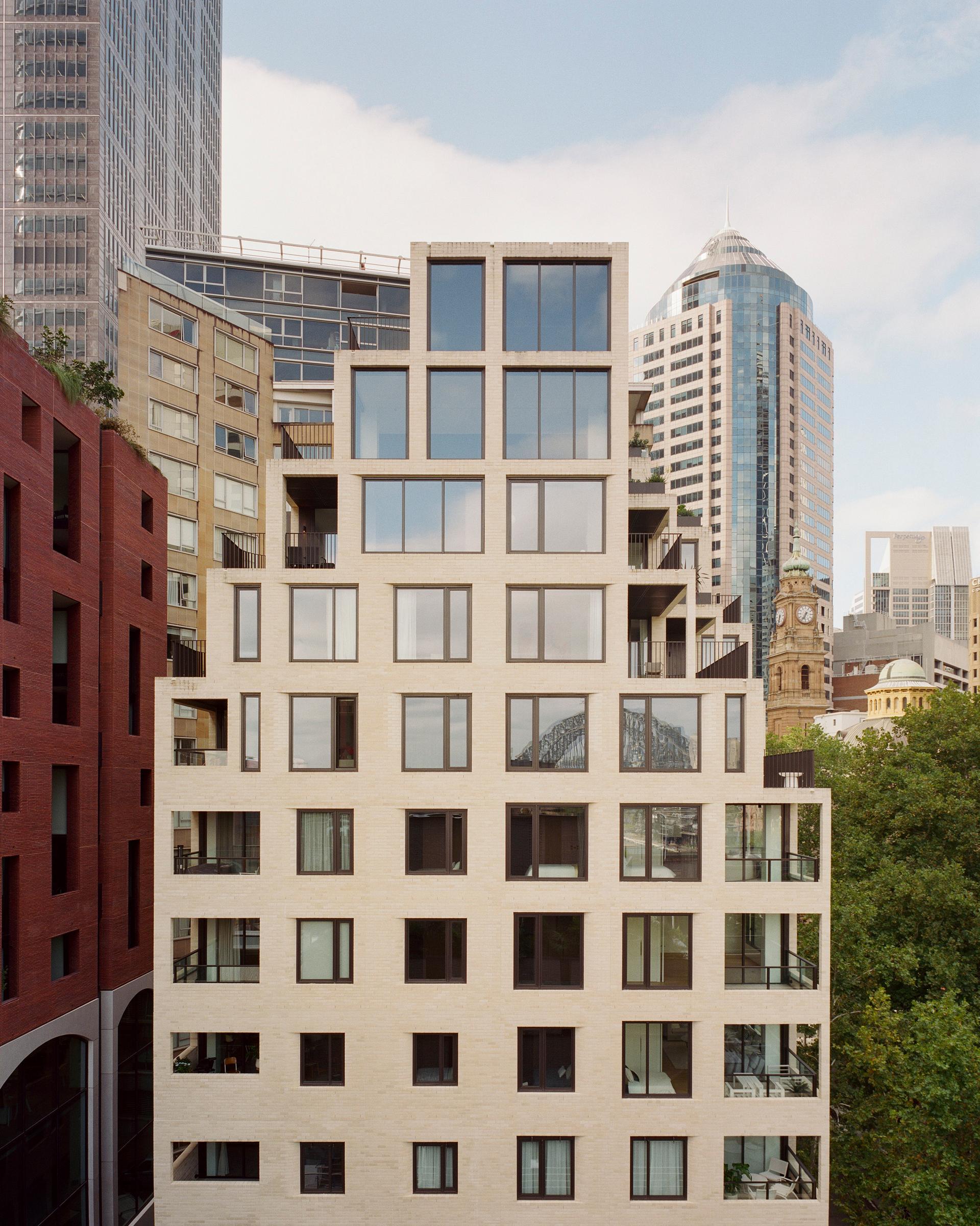 18 Loftus Street