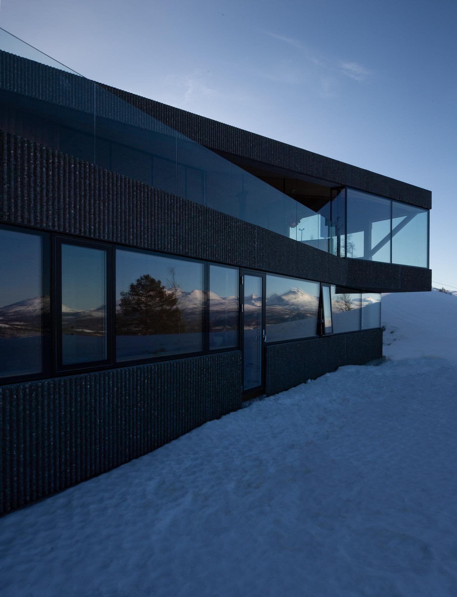 Concrete Cabin - image 12