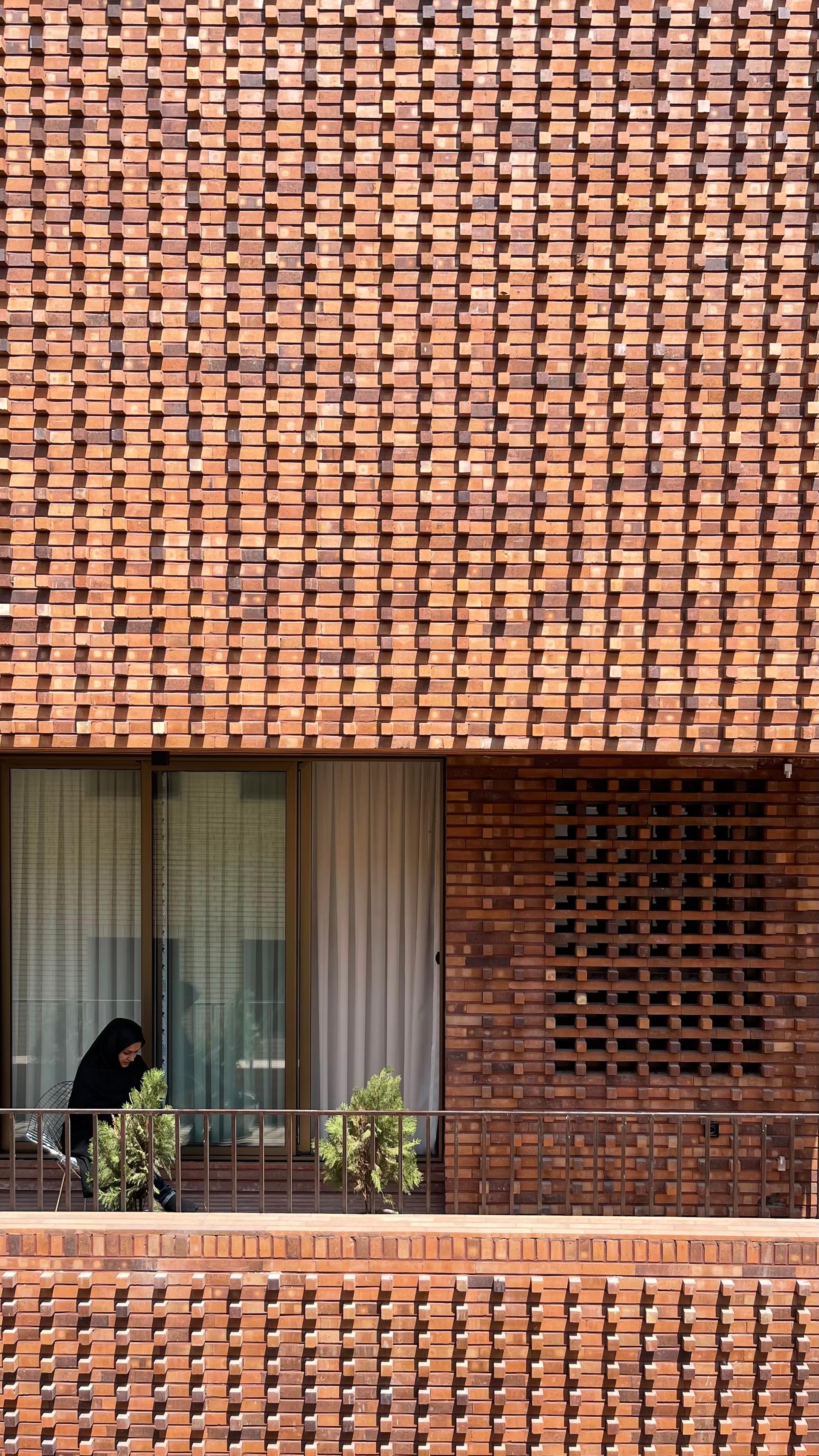 The Alley House - image 5