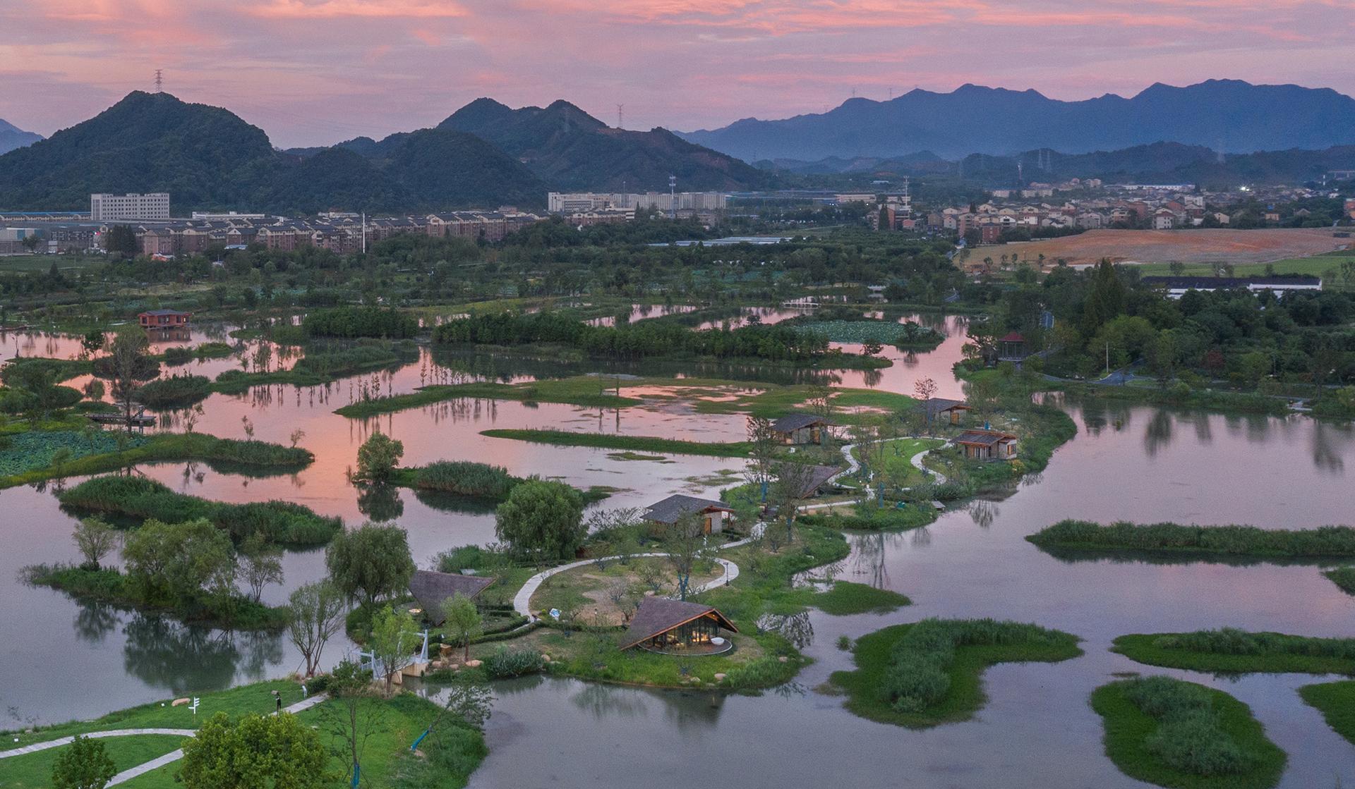 Fuyang Yangbei Lake Wetland Ecological Hotel - image 8