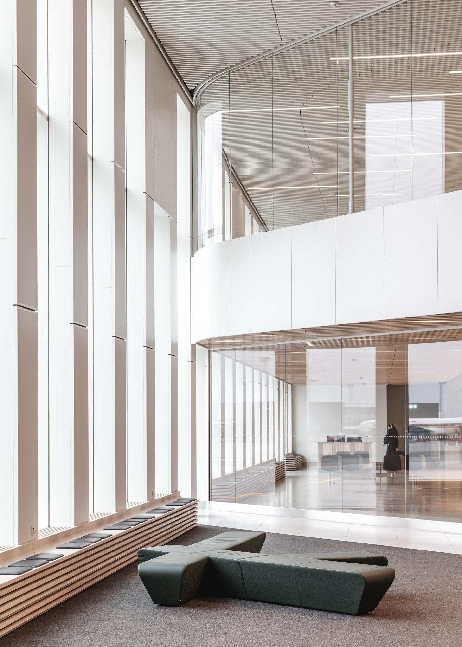 Copenhagen Airport, Pier E - image 7