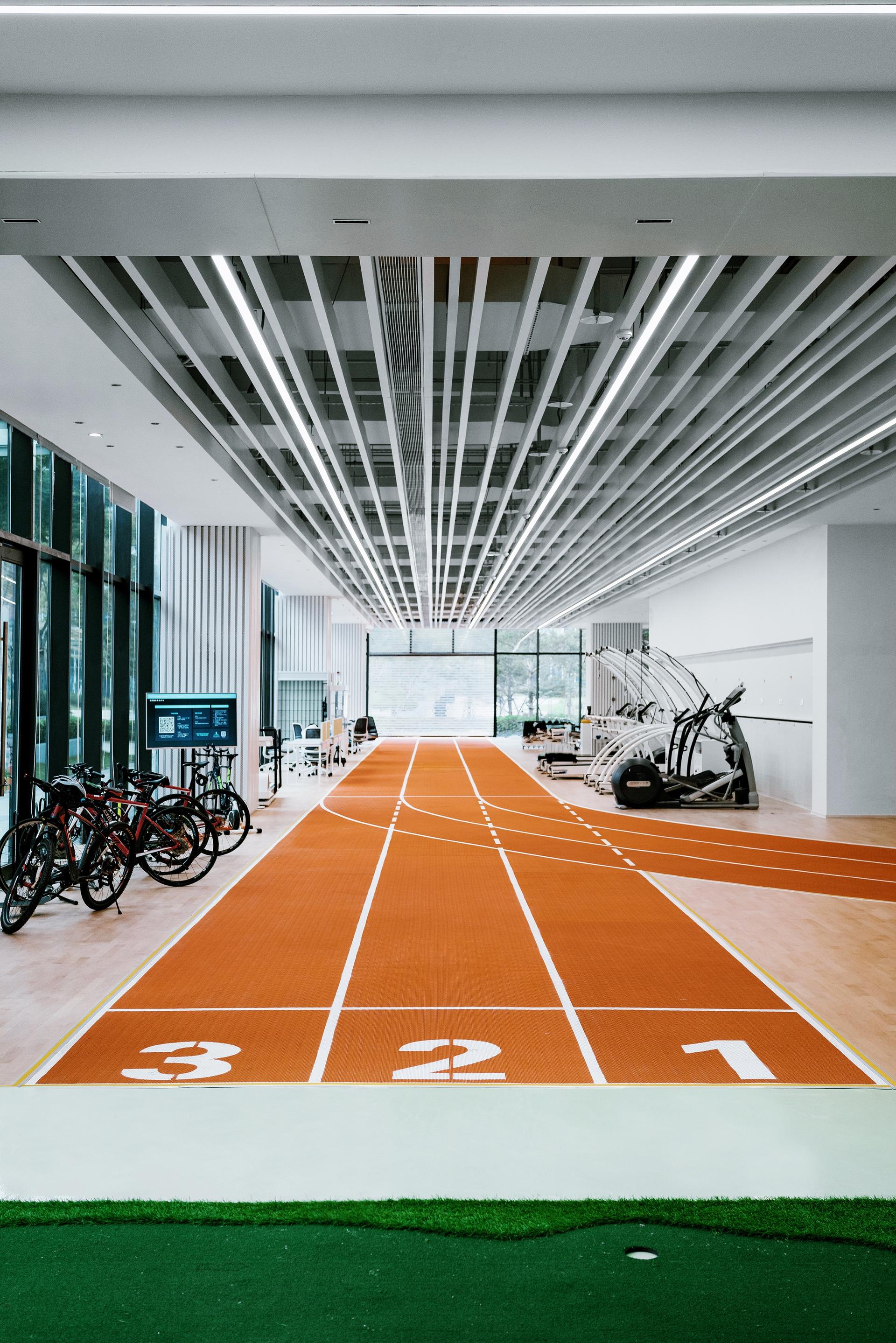 A Modulated Cubical Container for Sports: HUAWEI Health Lab - image 10