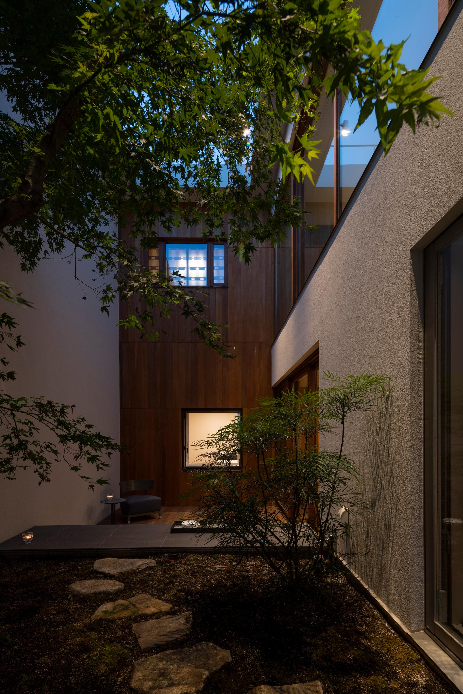 Sky Cave House & Clinic - image 10