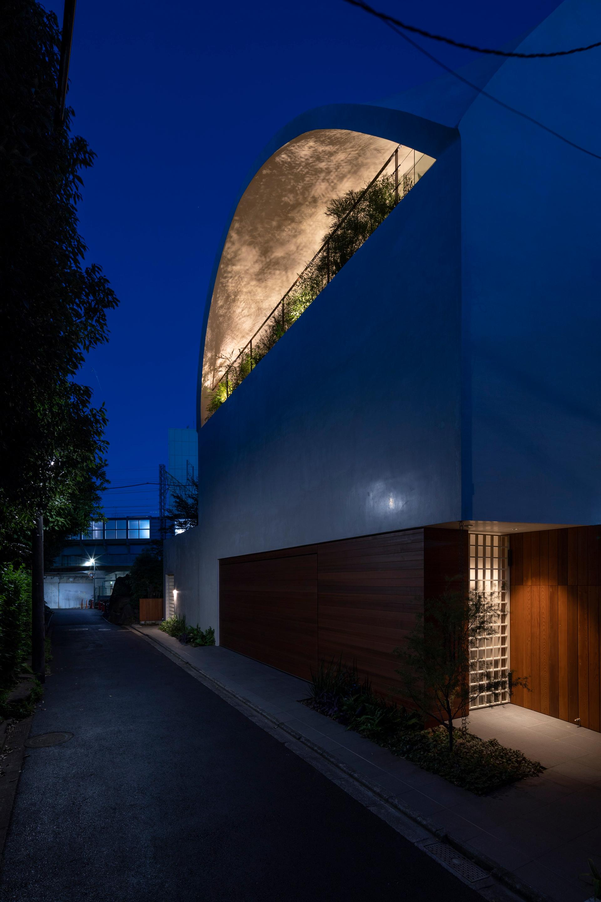 Sky Cave House & Clinic - image 11