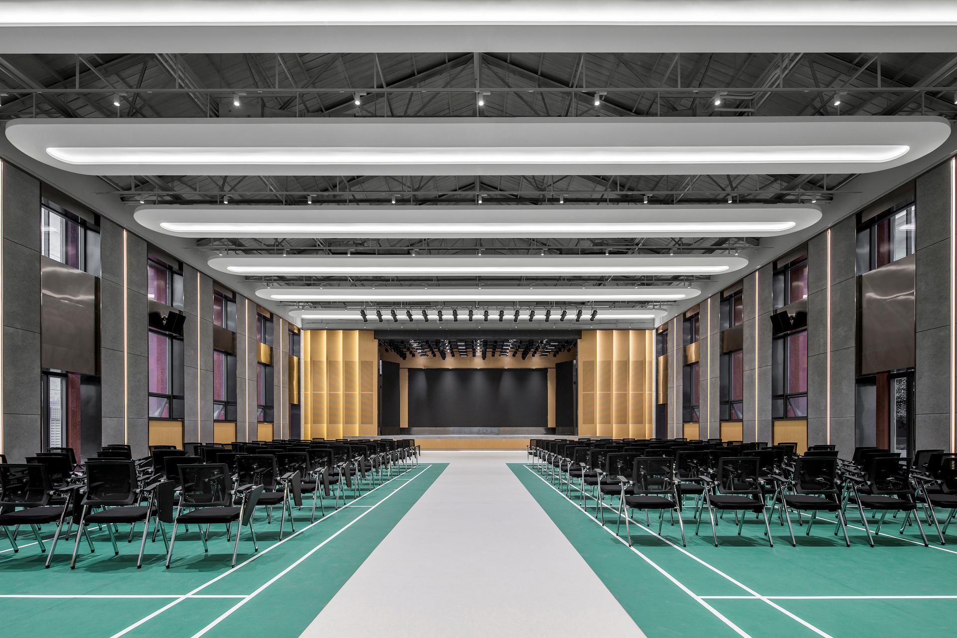 The Renovation of the Auditorium of Ankang Middle School - image 8