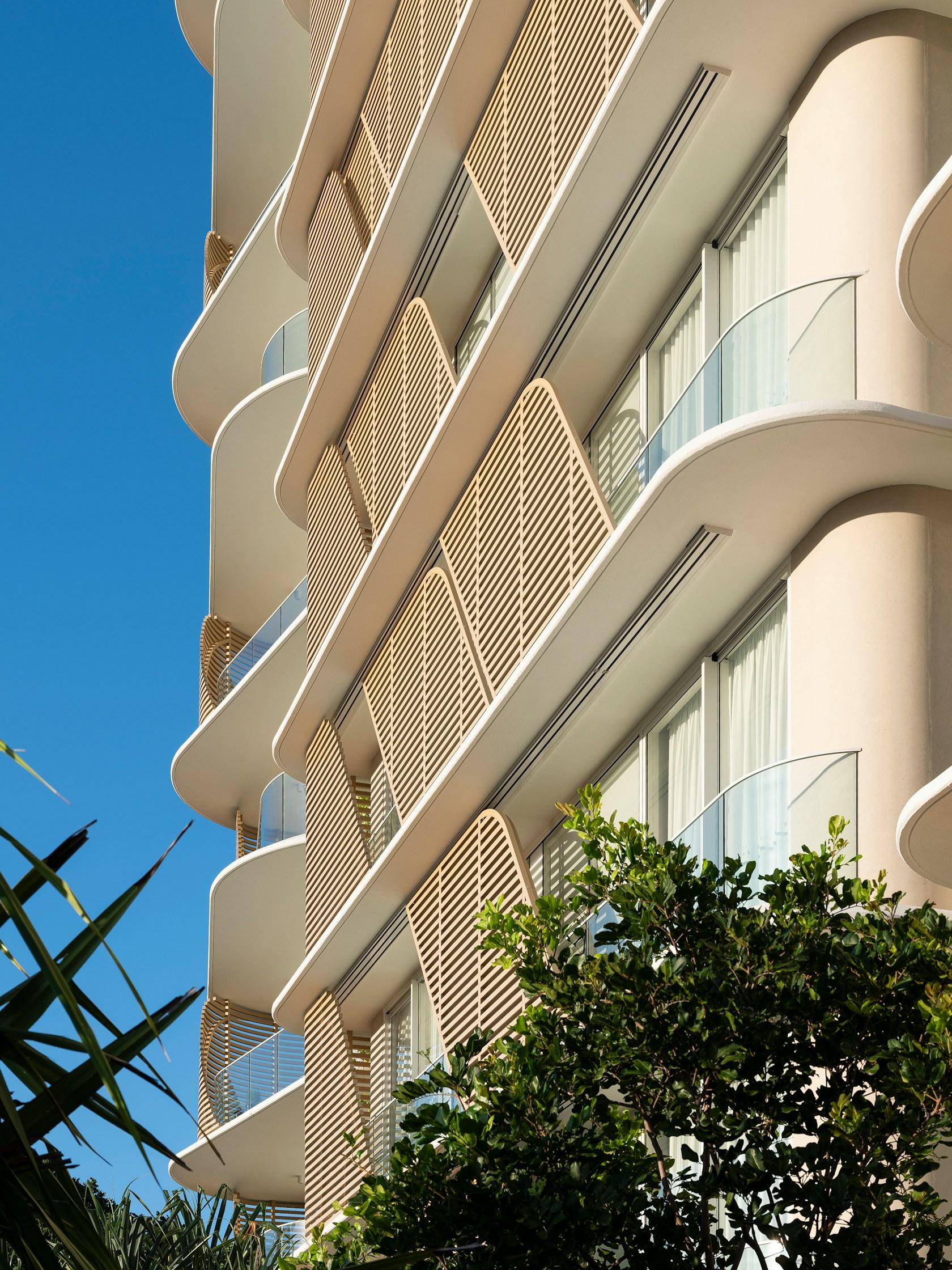 Norfolk, Burleigh Heads - image 11