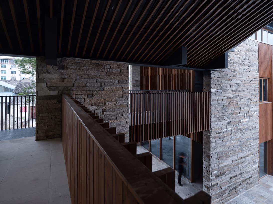 A rural settlement under a stream shape roof——The cultural auditorium of Xiaowufen Village - image 7