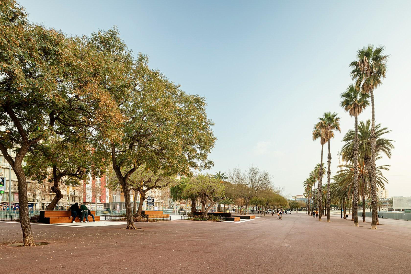Climatic Islands, public spaces at Barcelona’s Old Port - image 4