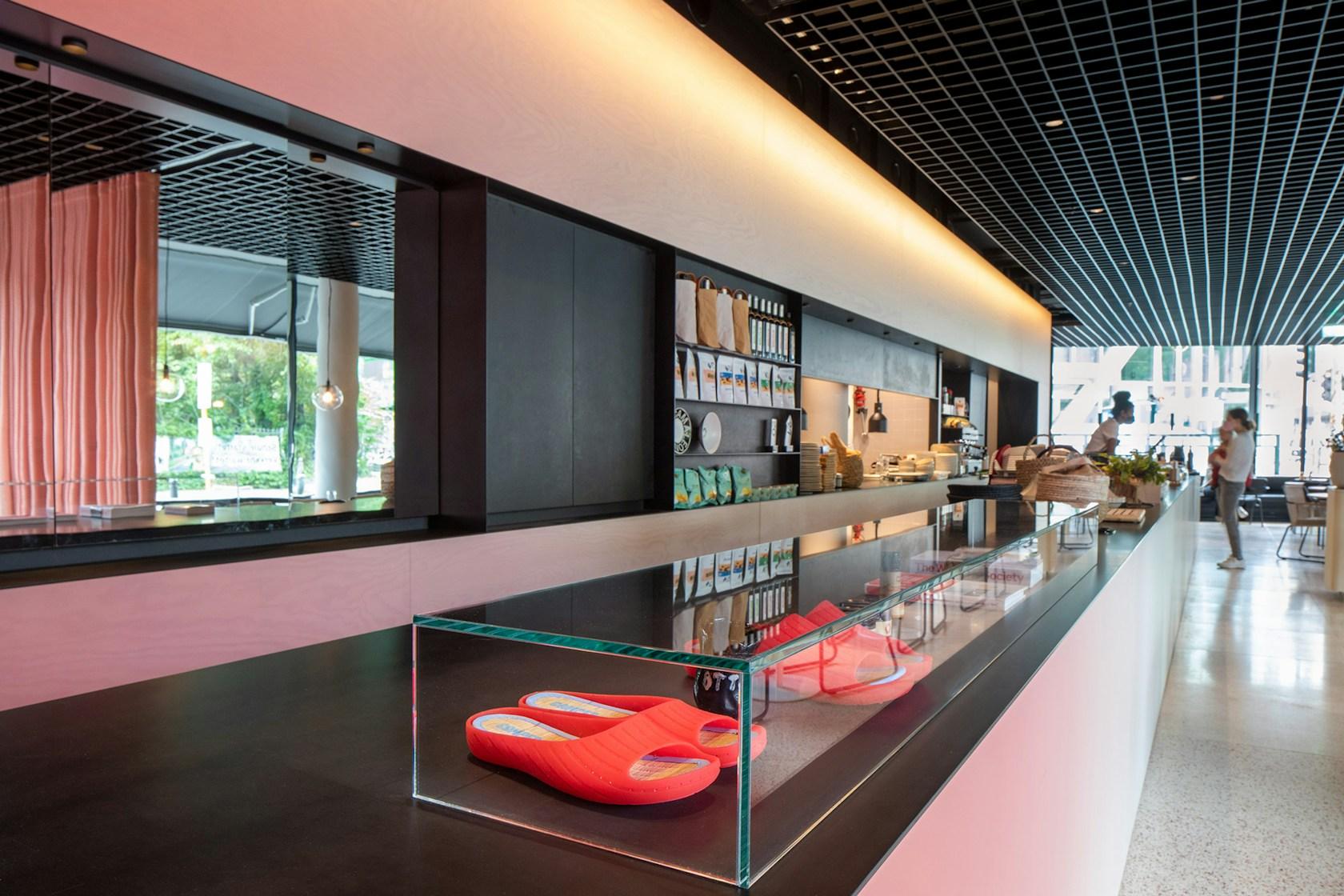 Café Camaleón - image 11