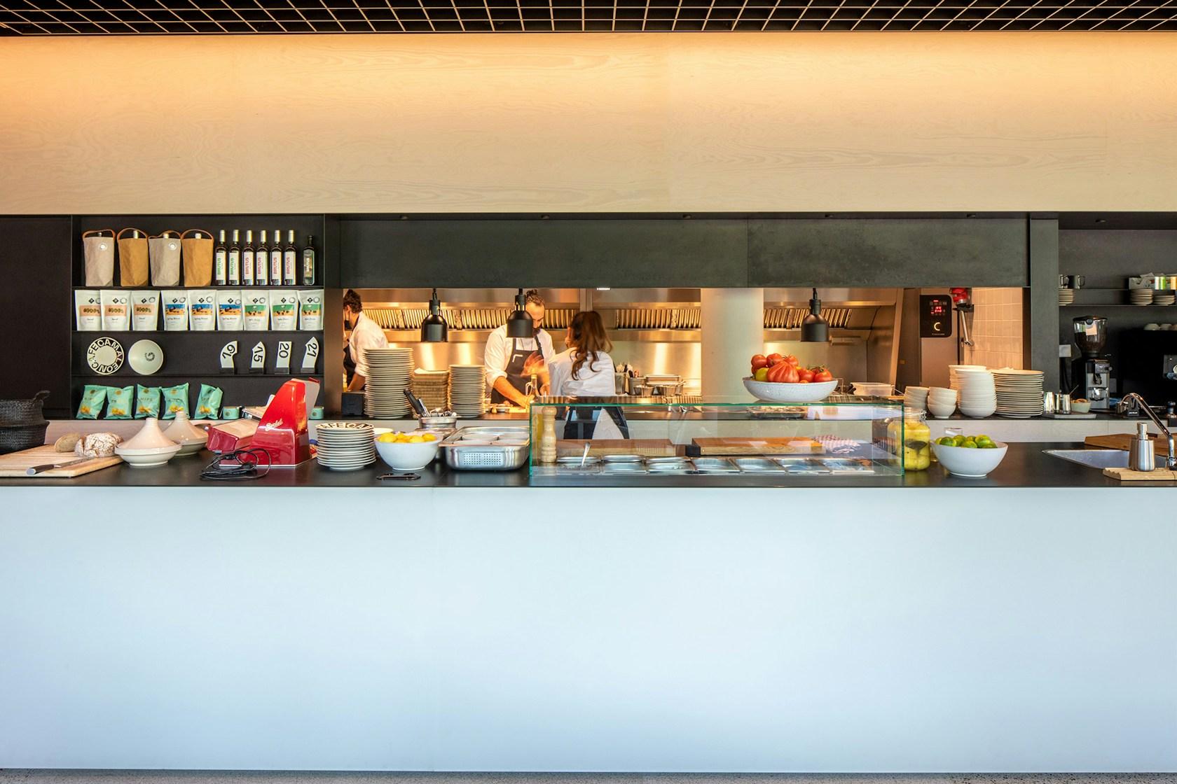 Café Camaleón - image 9