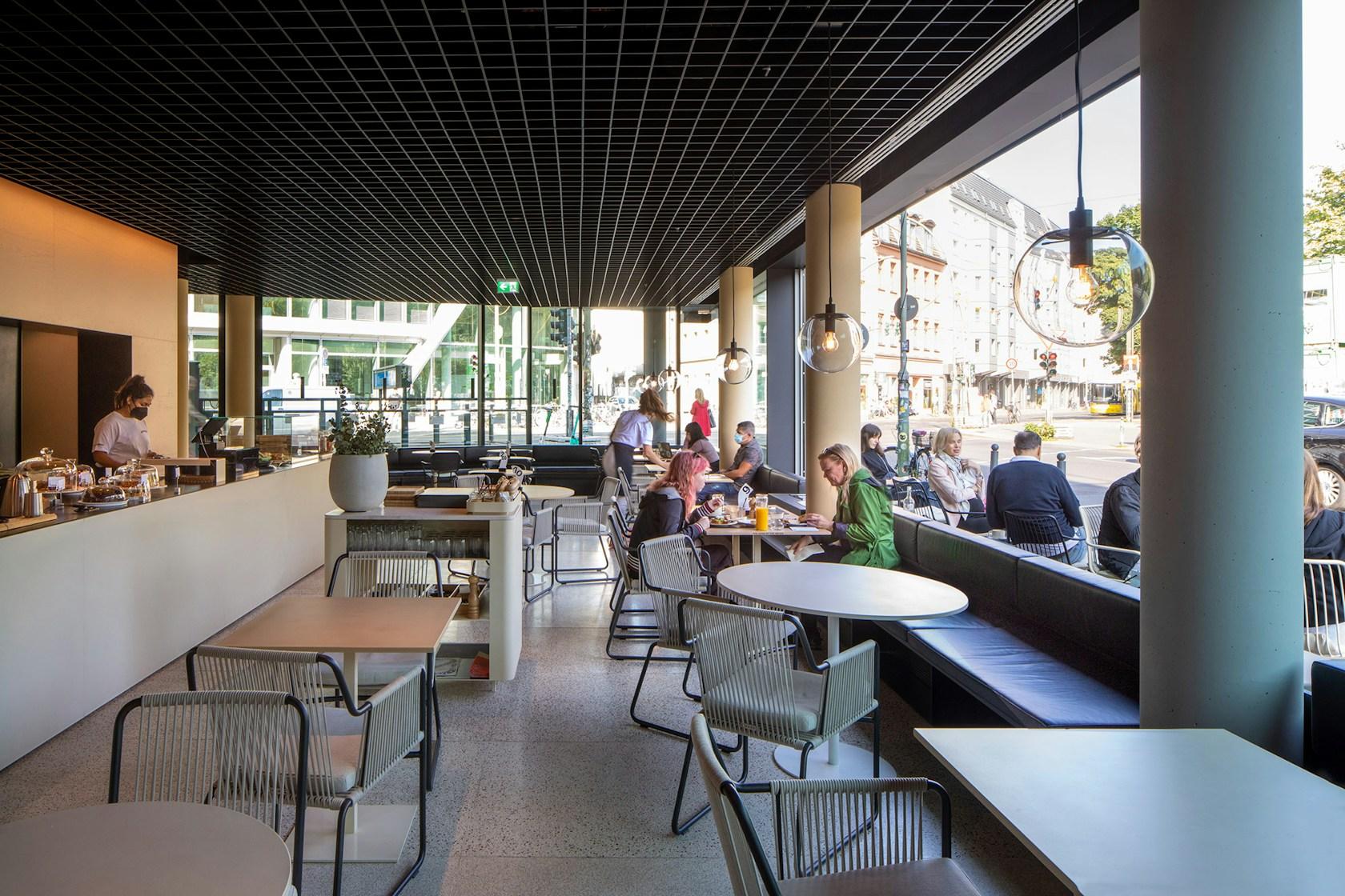 Café Camaleón - image 12