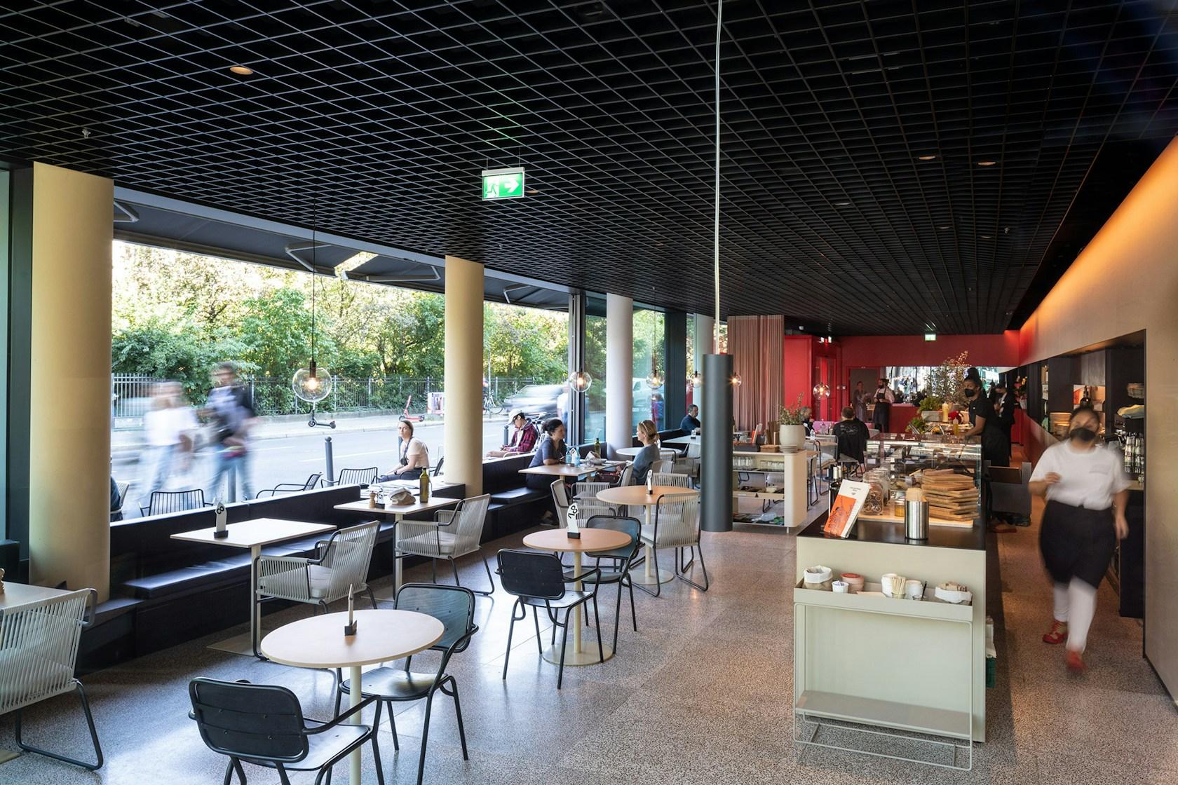 Café Camaleón - image 15