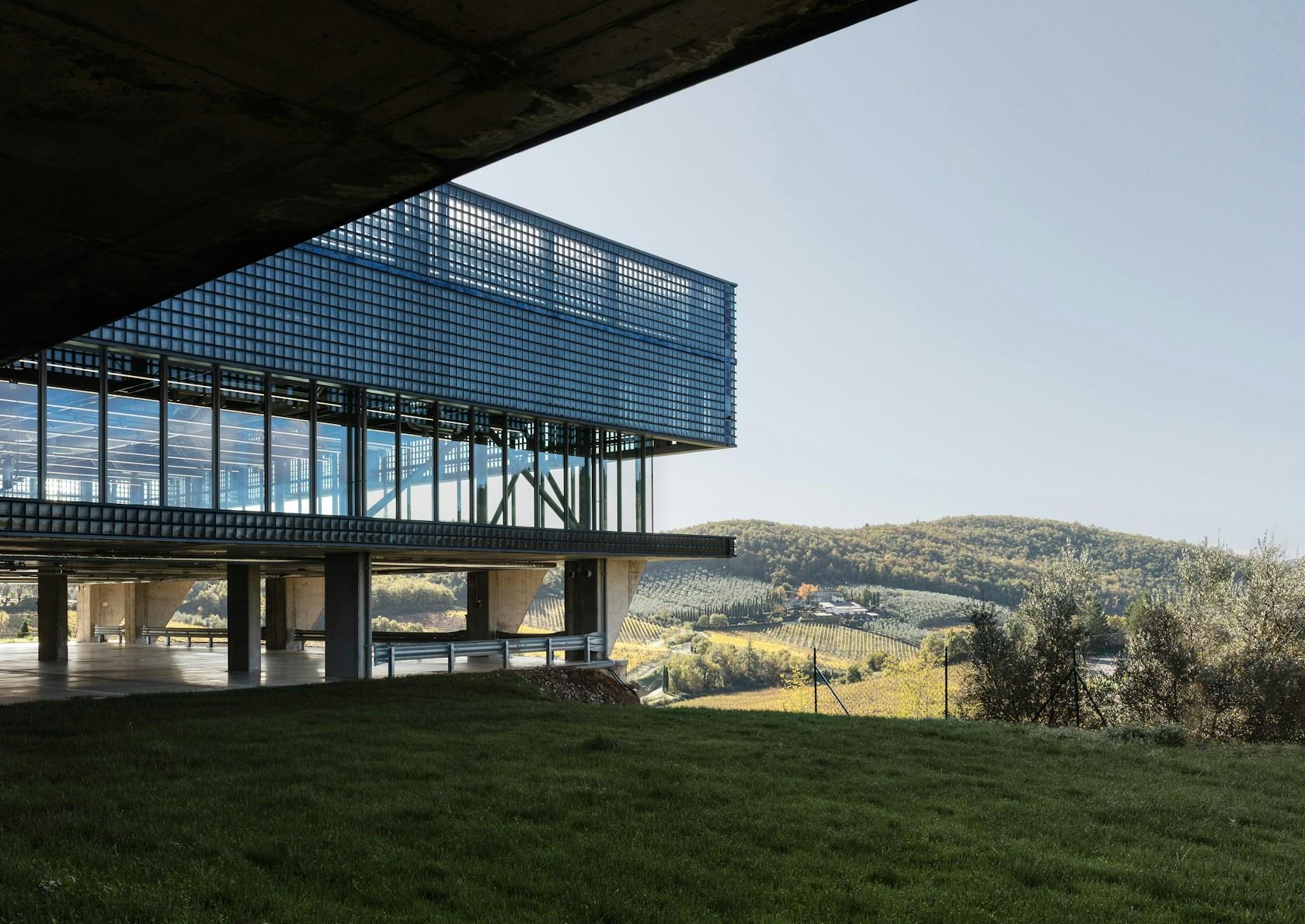 La Manufacture - image 4
