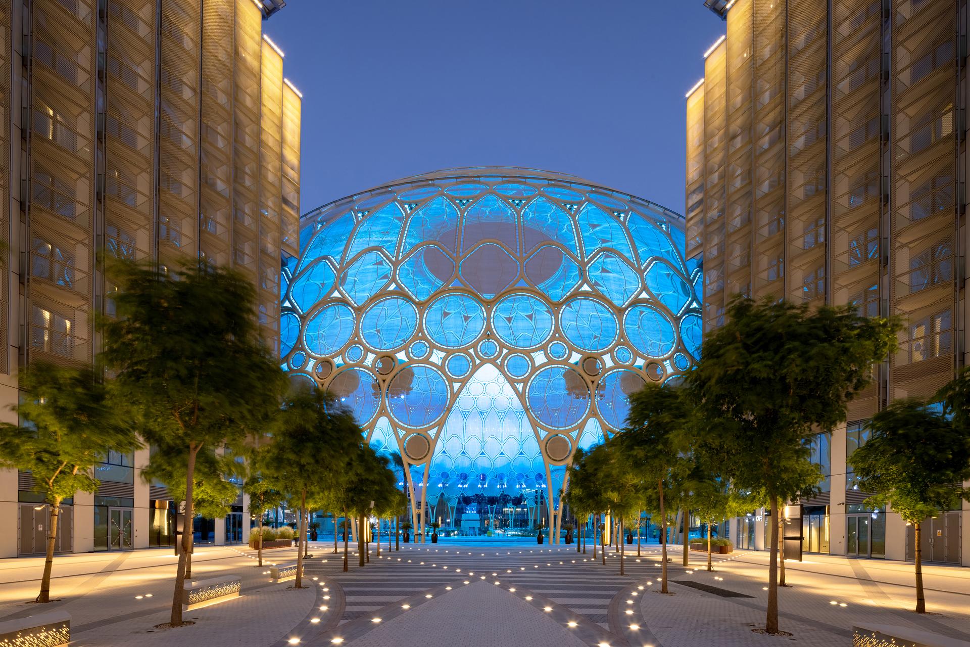 Al Wasl Plaza - image 2