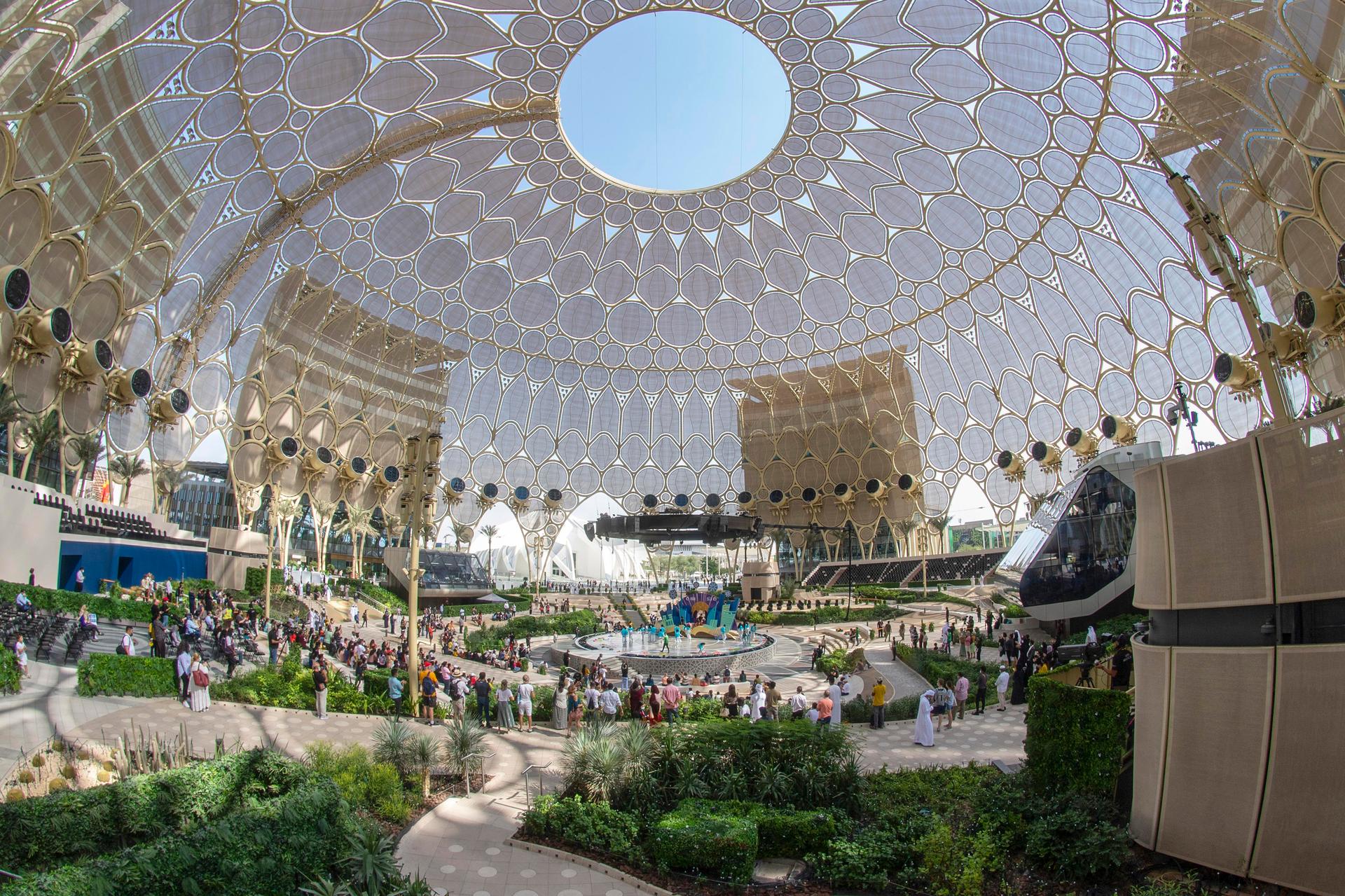 Al Wasl Plaza - image 12