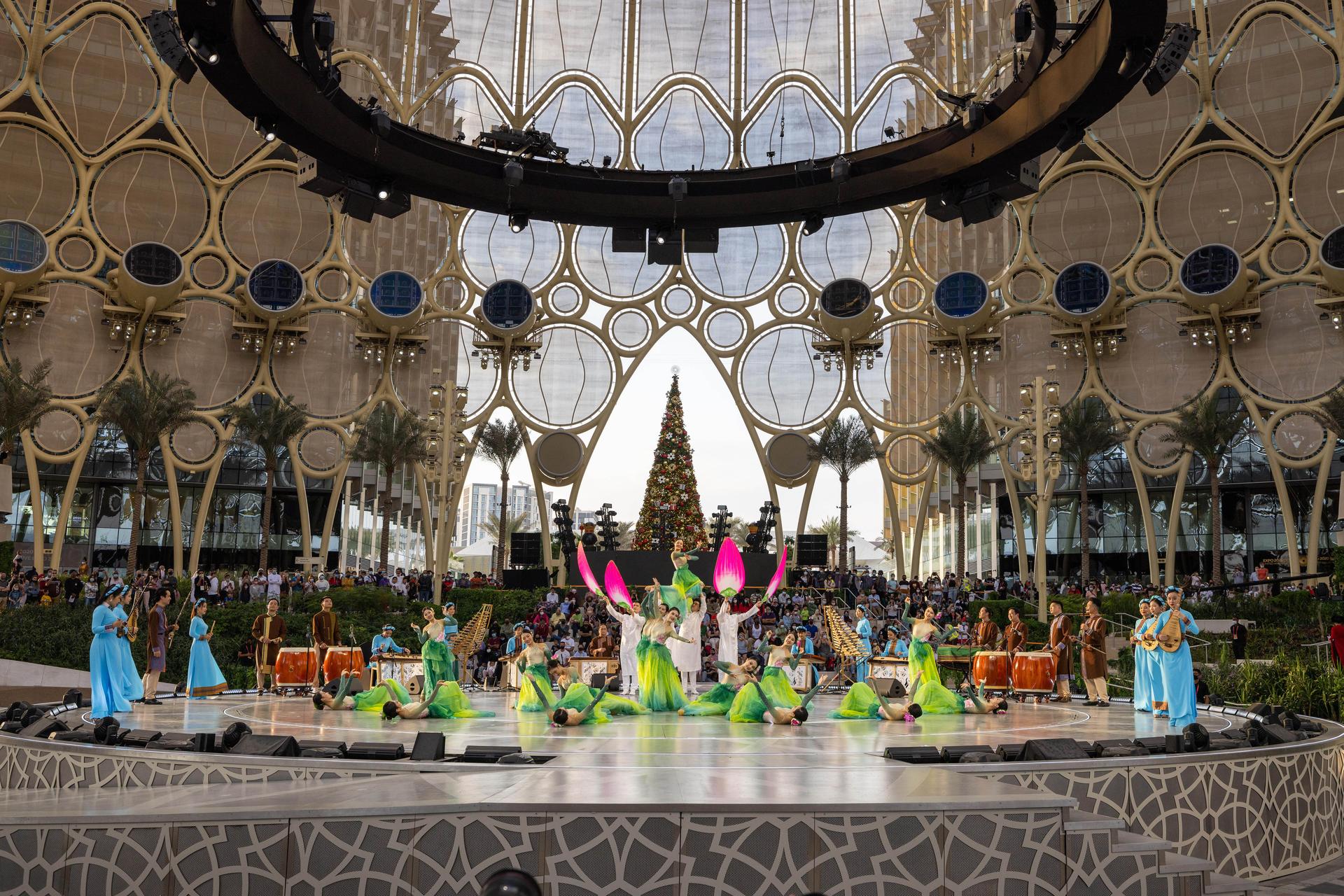 Al Wasl Plaza - image 14