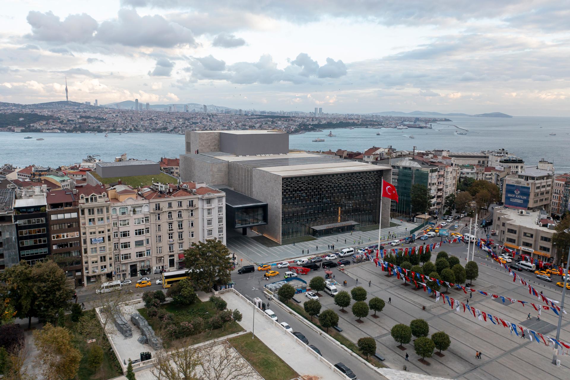 ATATURK CULTURAL CENTER (AKM) - image 3