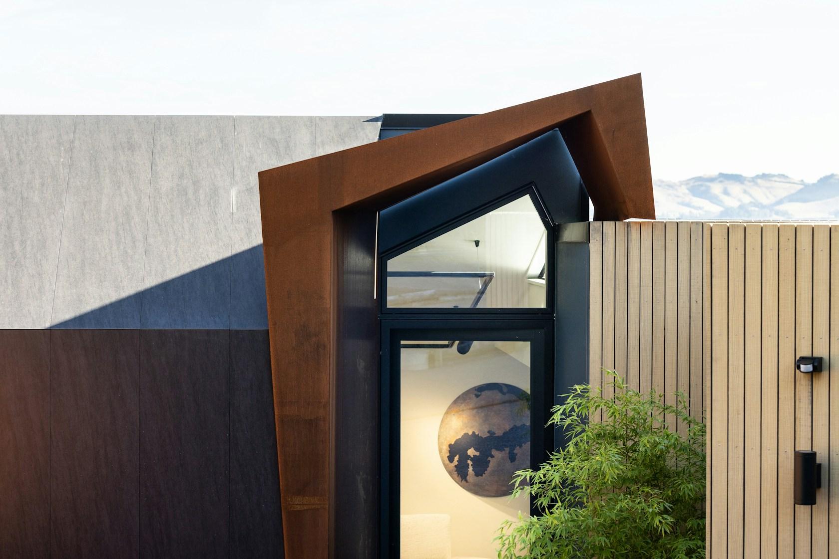 Cass Bay House - image 3