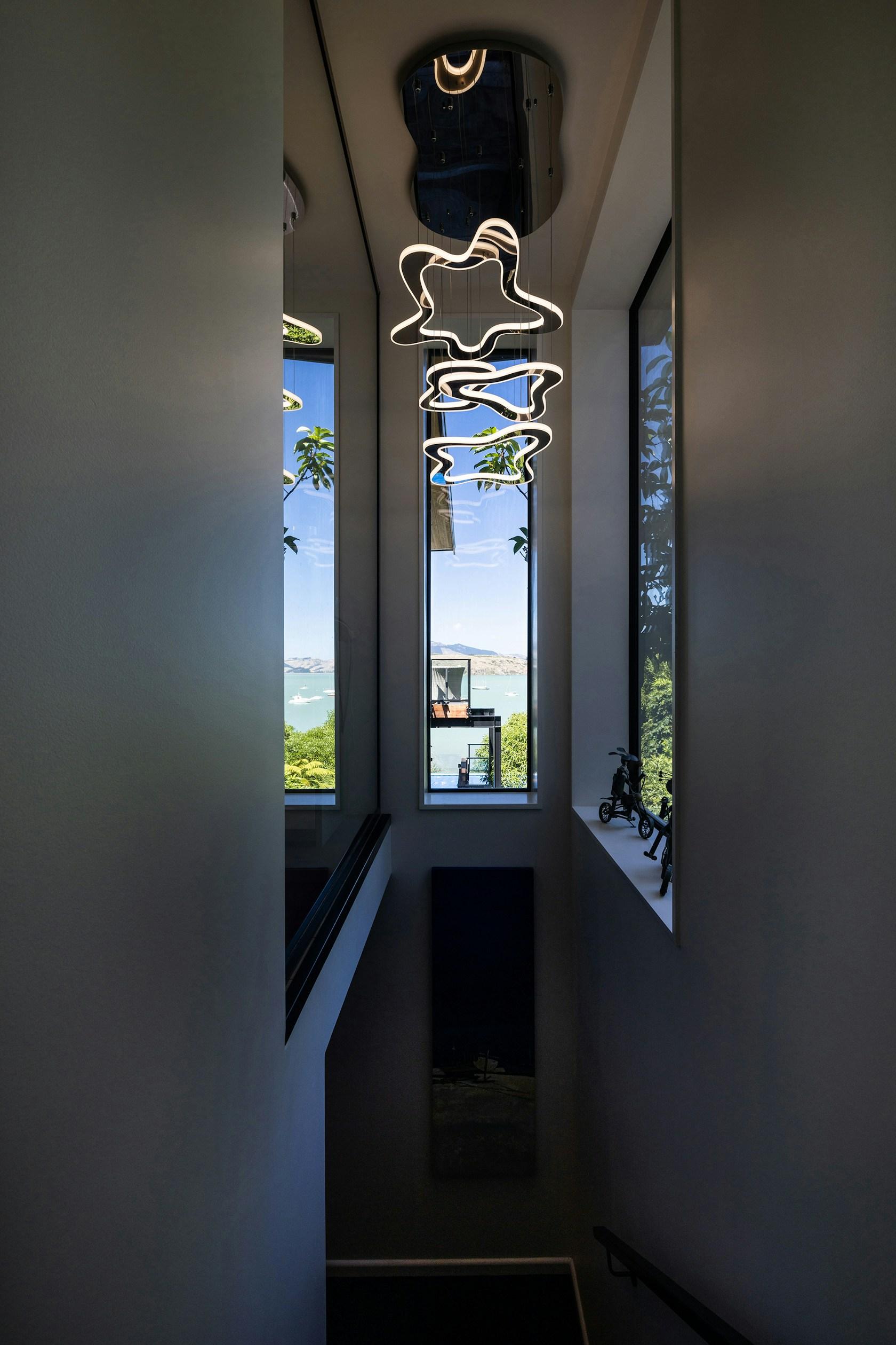Cass Bay House - image 17