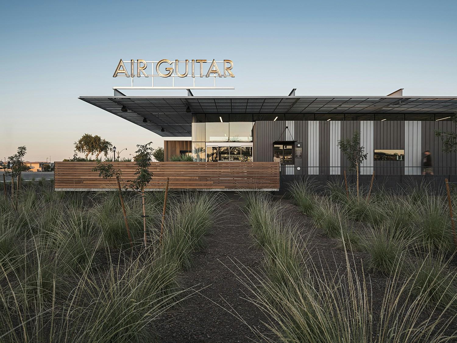 air guitar - image 6