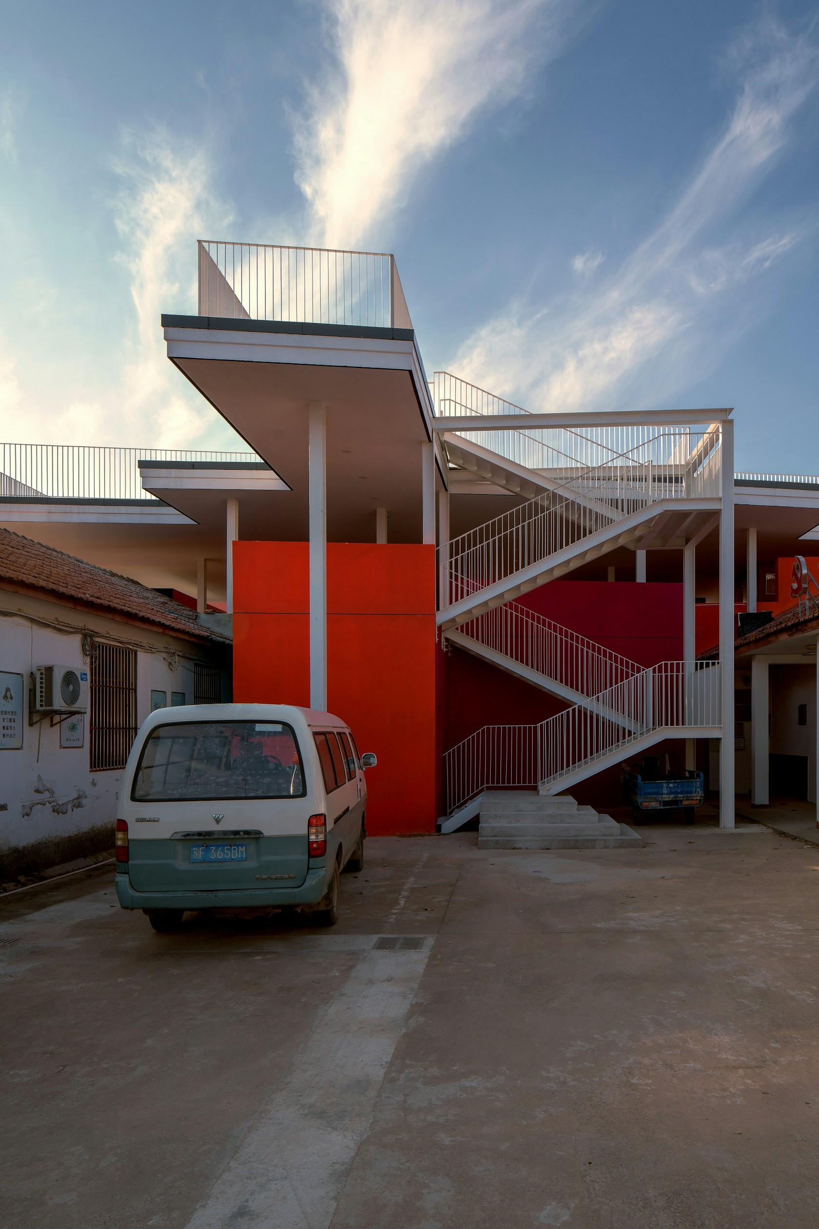 Qiao Shao Wan Contemporary Art Center - image 24